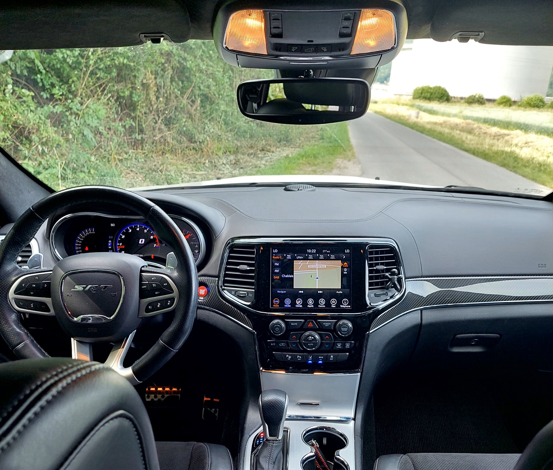 JEEP 6.4 V8 HEMI SRT8-image-8