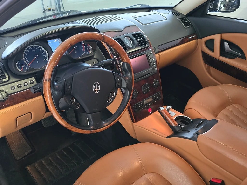 MASERATI Quattroporte 4.2 V8 DuoSelect-image-14