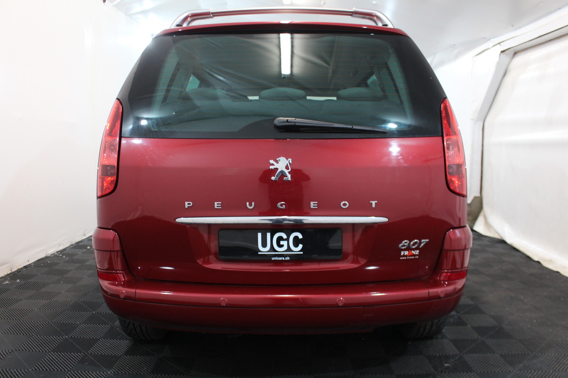 PEUGEOT 807 2.0 16V Family Plus-image-4