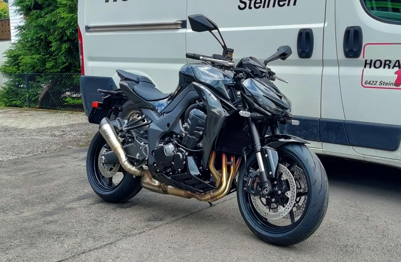 KAWASAKI Z 1100-image-0