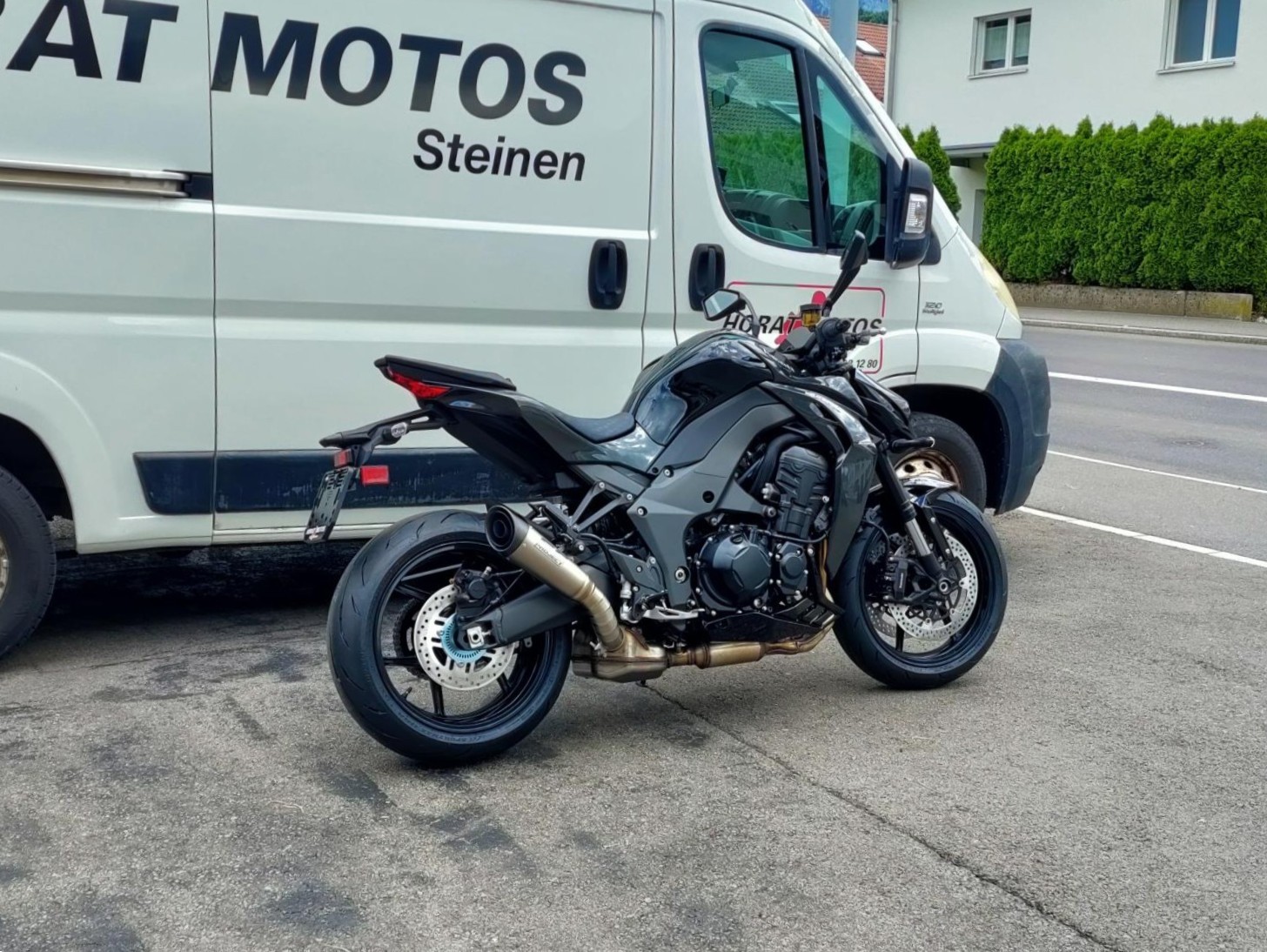 KAWASAKI Z 1100-image-2