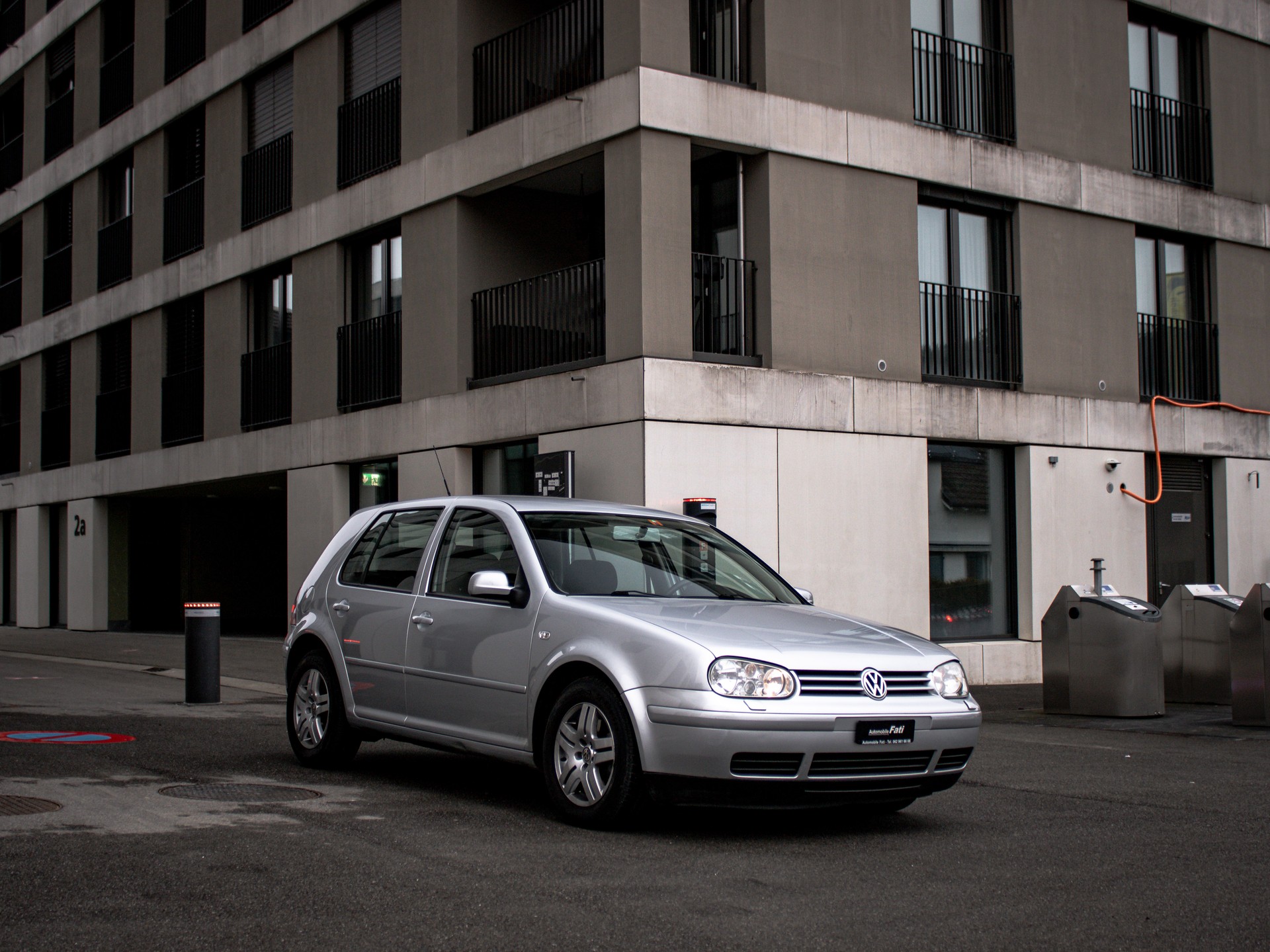 VW Golf 1.9 TDI PD Highline AUTOMAT-image-5