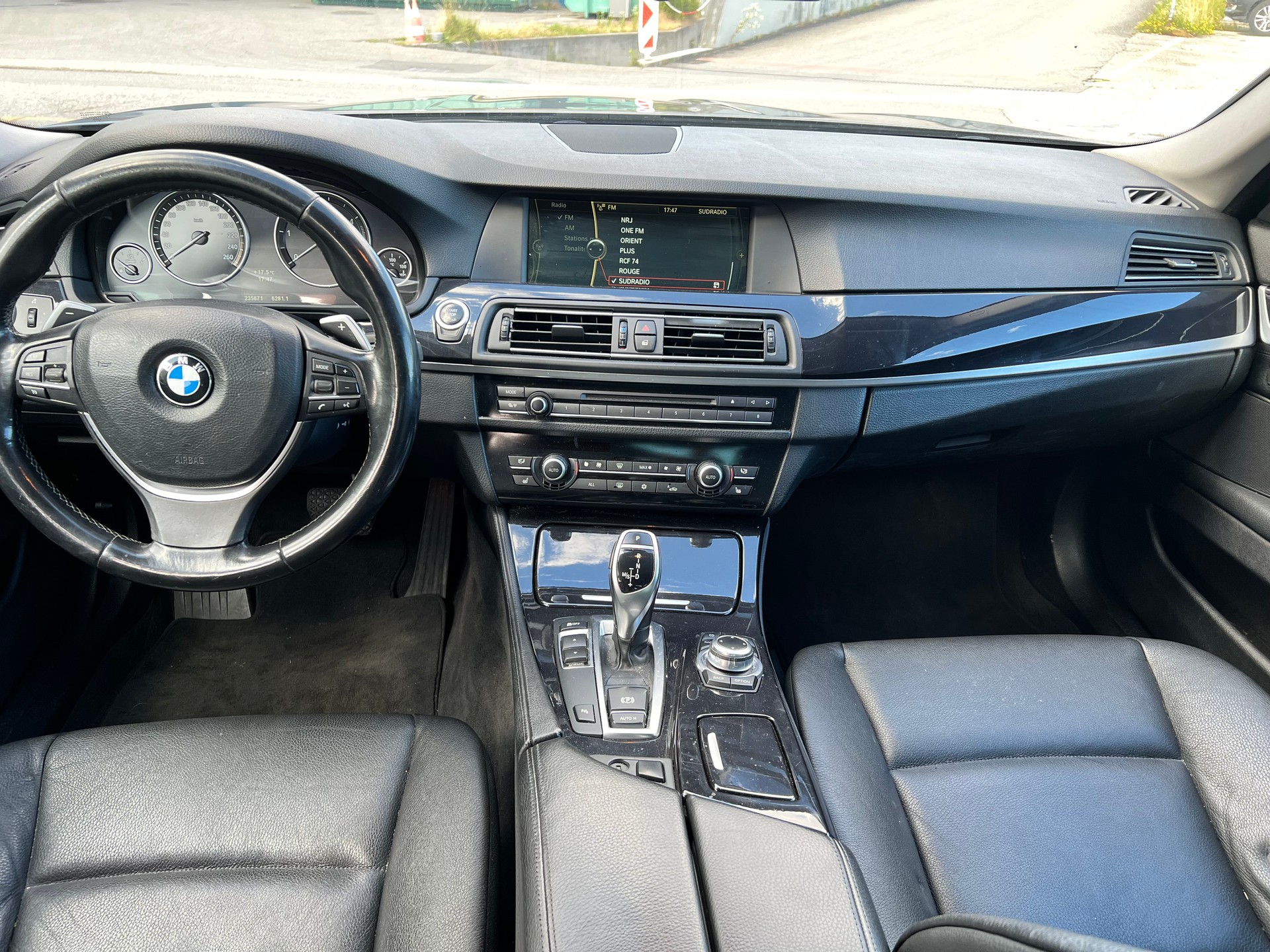 BMW 520d Steptronic-image-4
