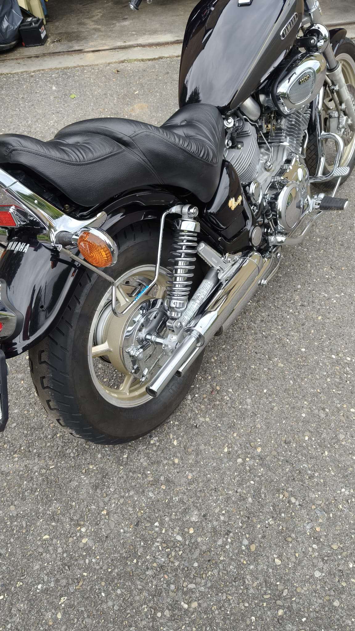 YAMAHA XV 1100 Virago-image-10