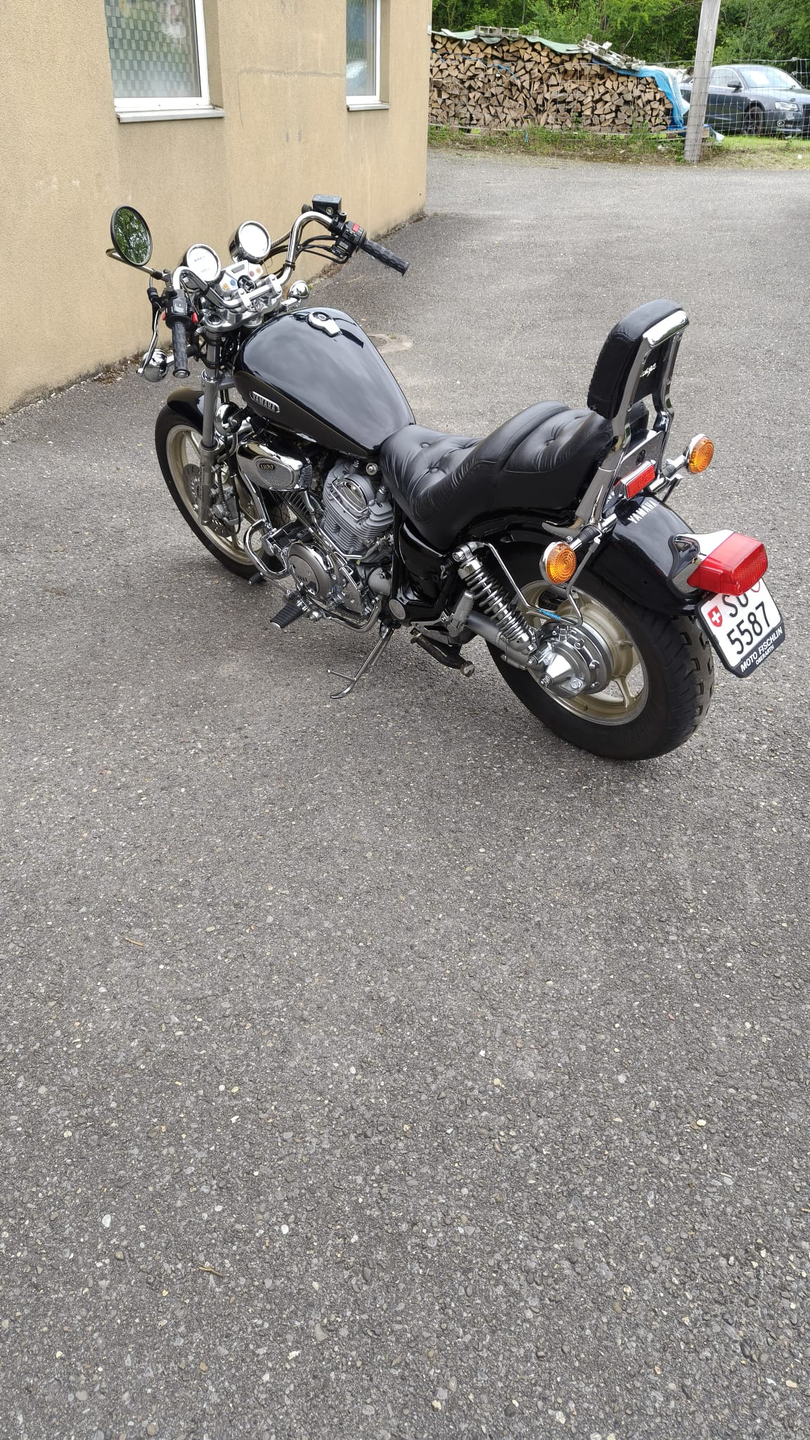 YAMAHA XV 1100 Virago-image-2