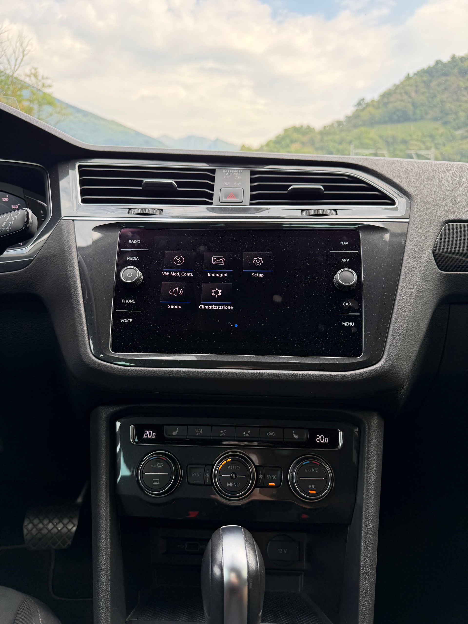 VW Tiguan 2.0TSI Highline 4Motion DSG-image-12