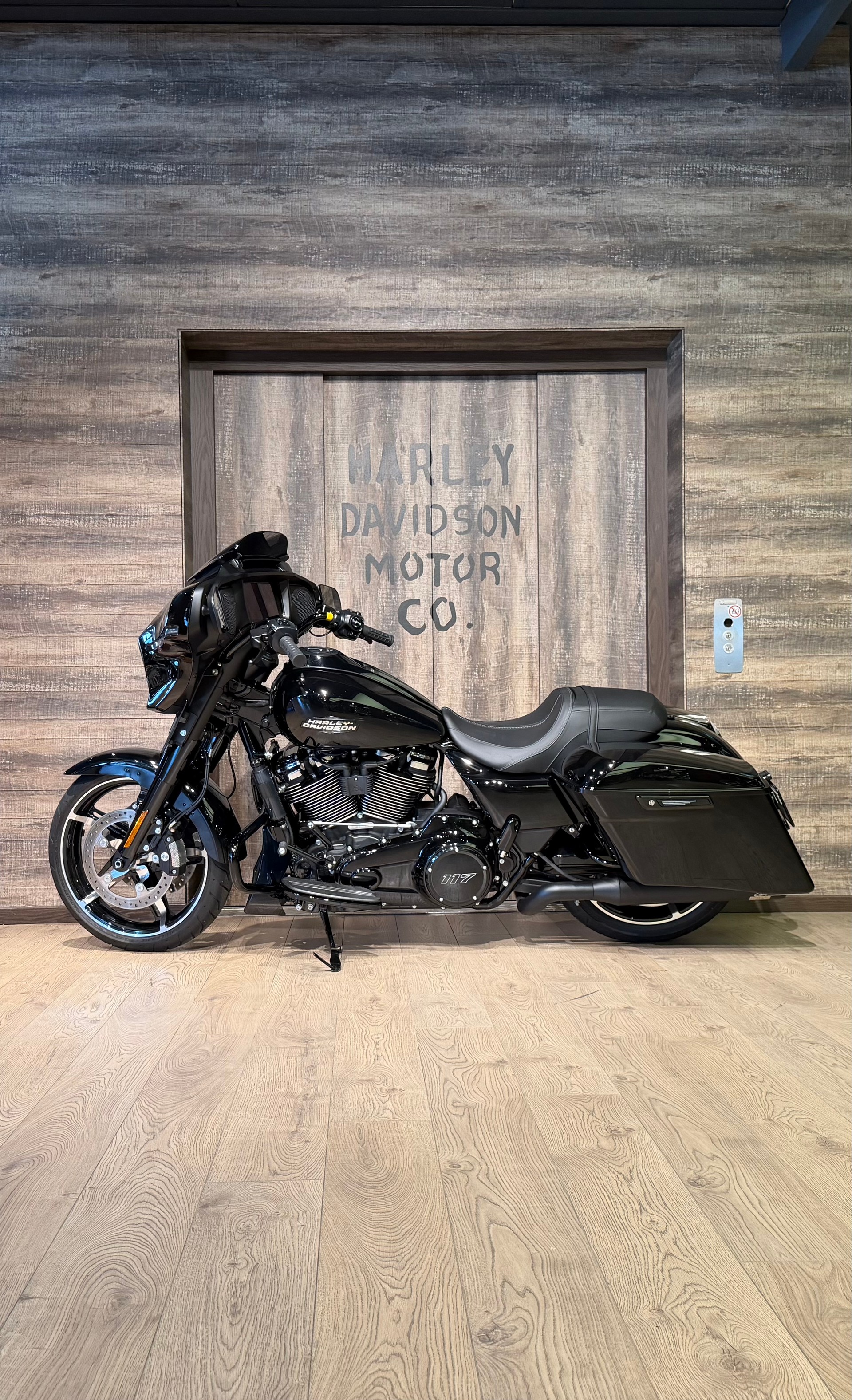 HARLEY-DAVIDSON Street Glide-image-3
