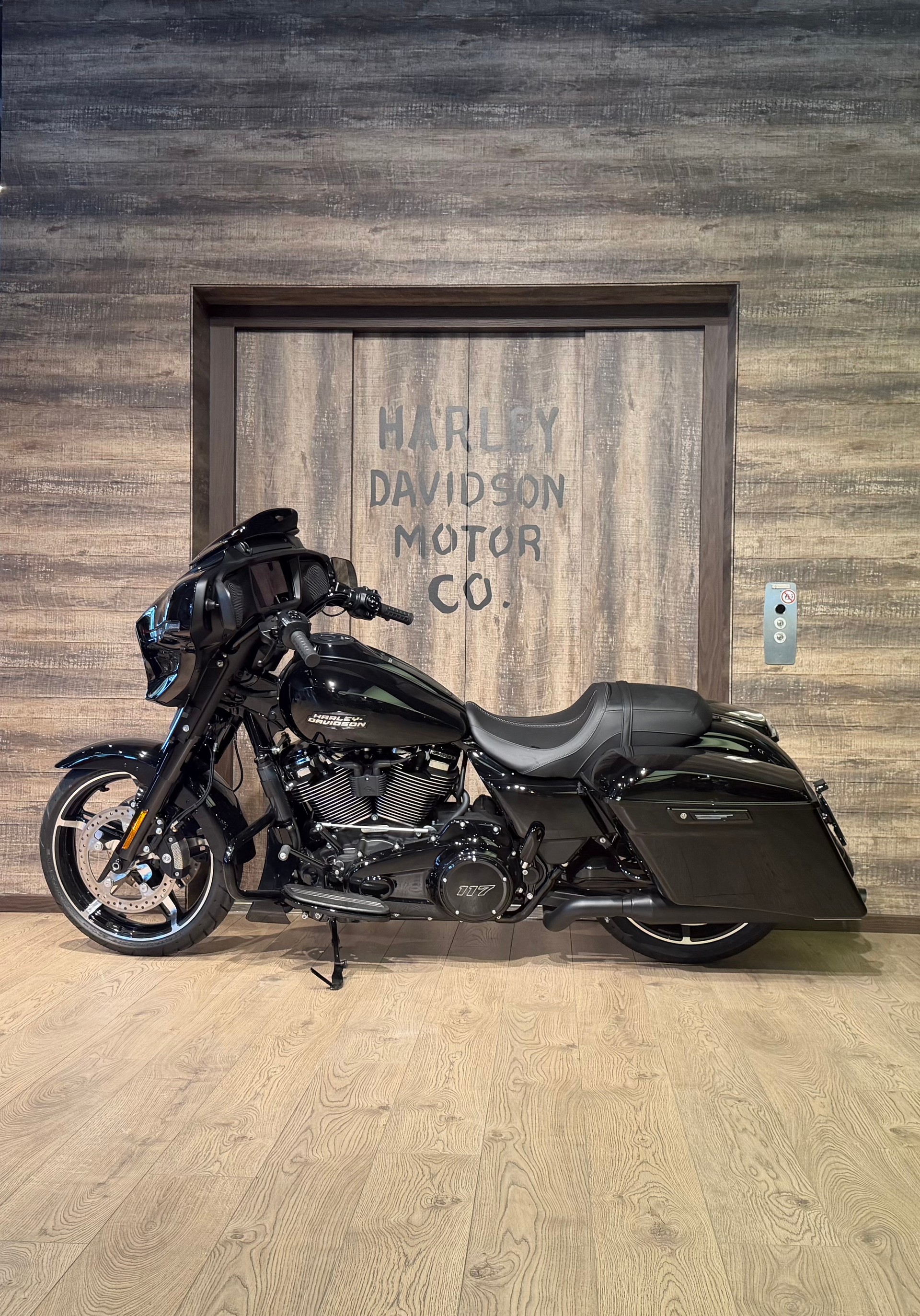 HARLEY-DAVIDSON Street Glide-image-3