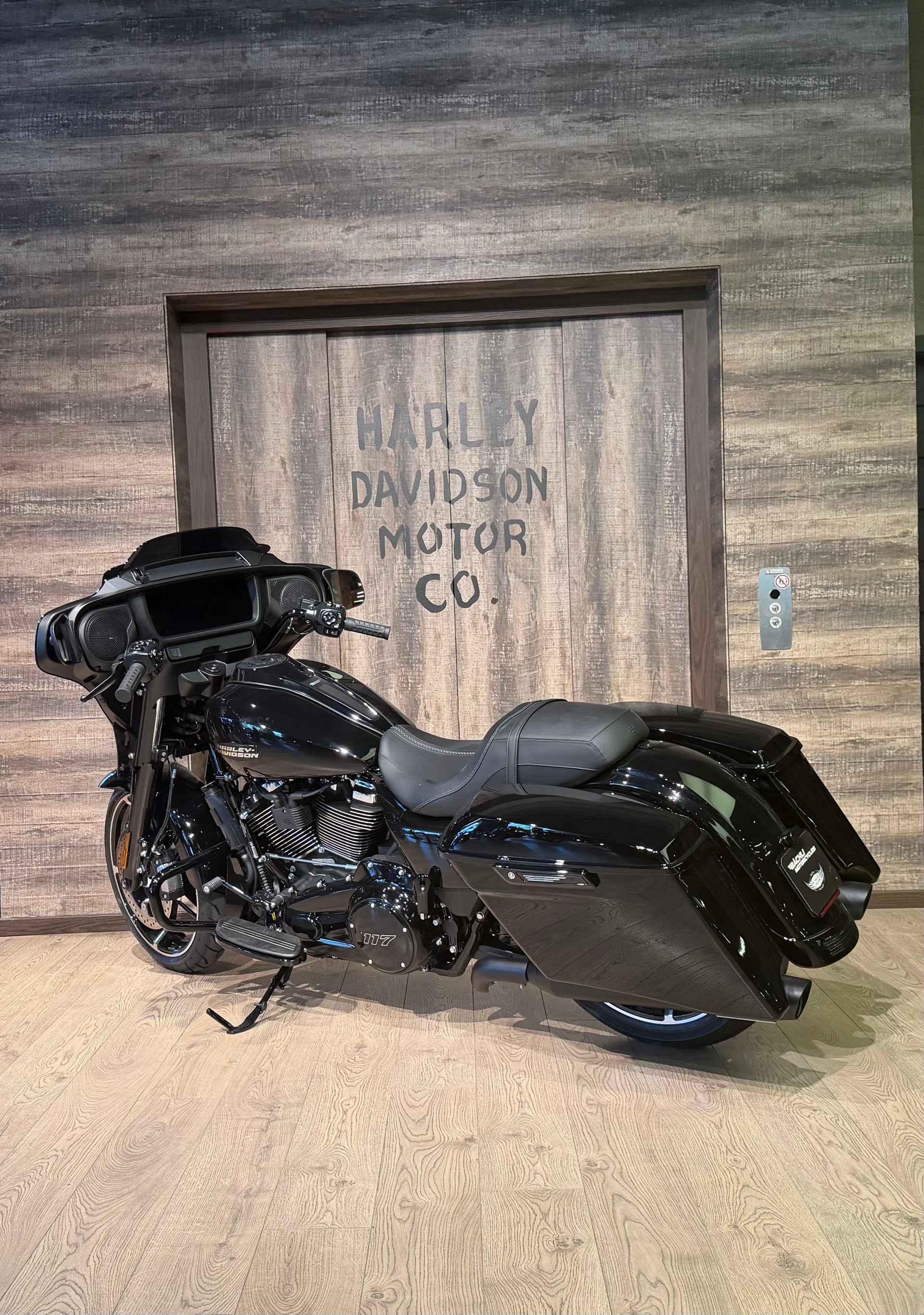 HARLEY-DAVIDSON Street Glide-image-4