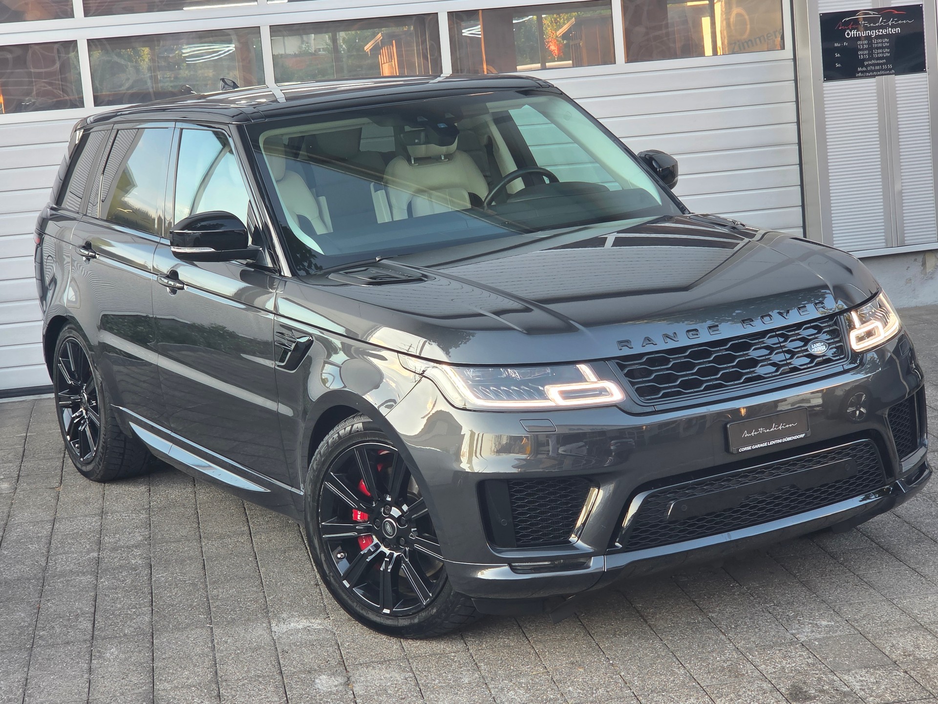 LAND ROVER Range Rover Sport P400e 2.0 I4 PHEV AB Dynamic ** AHNÄGERKUPPLUNG -ASSISTENZ PAKET PLUS - PANORAMA - KEYLESS - MERDIAN SOUND **-showroom-element-1