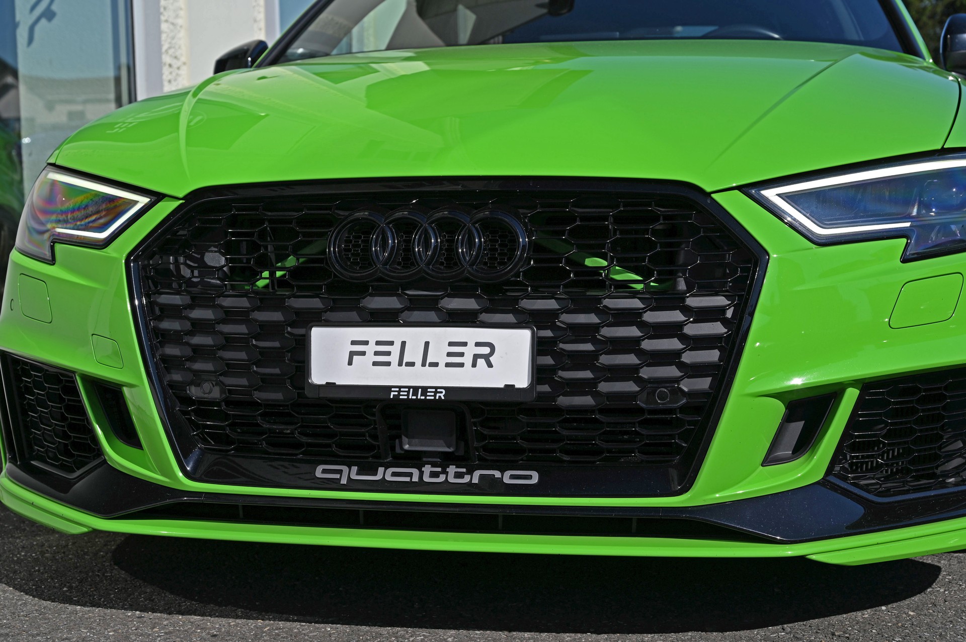 AUDI RS3 Sportback 2.5 TSI quattro S-tronic **APR/Limegreen**-showroom-element-3
