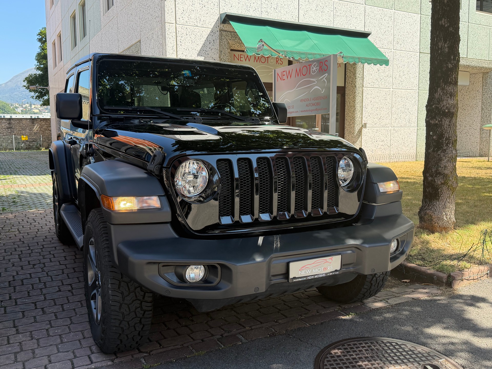 JEEP Wrangler 2.0 Sport Automatic
