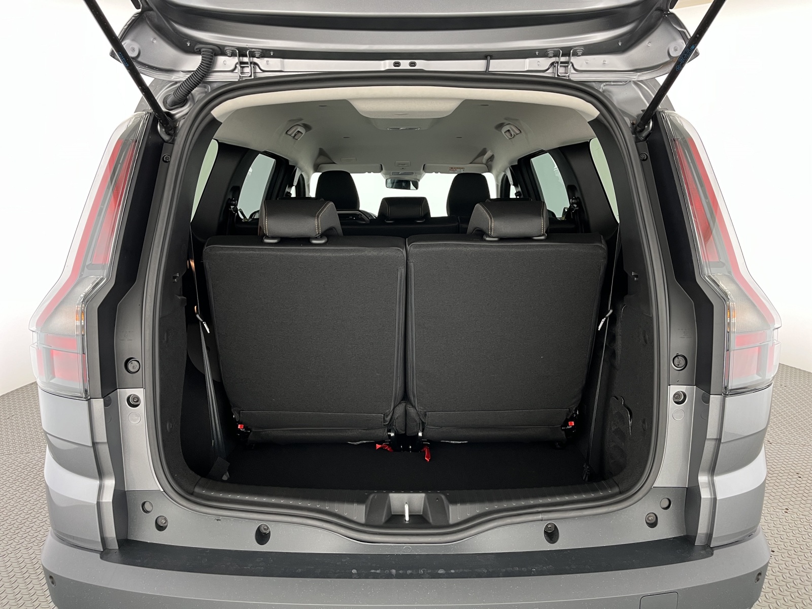 DACIA Jogger 1.8 Hybrid Extreme 7P-image-17