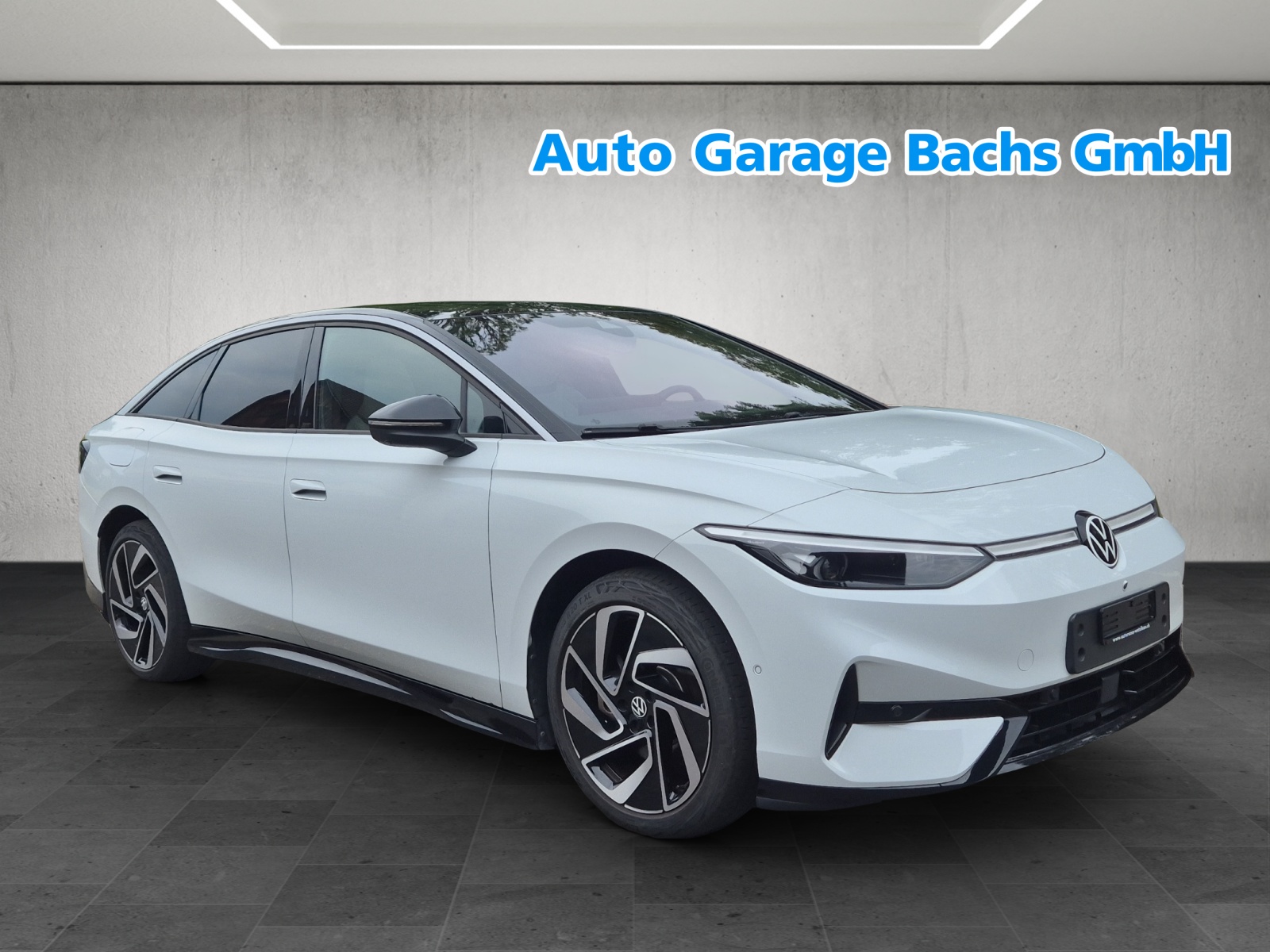 VW ID.7 Pro 77 kWh Pro*Head up Display*Panoramadach*360°Kamera*Anhängerkupplung*-showroom-element-1