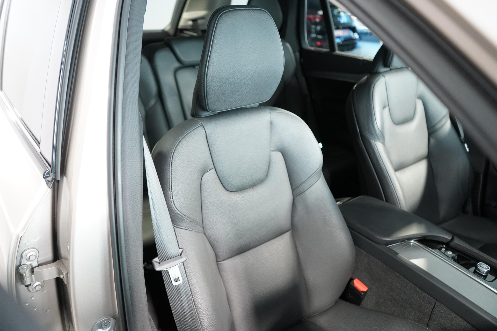 VOLVO XC90 2.0 B5 MH Plus Dark 7P. AWD-image-6
