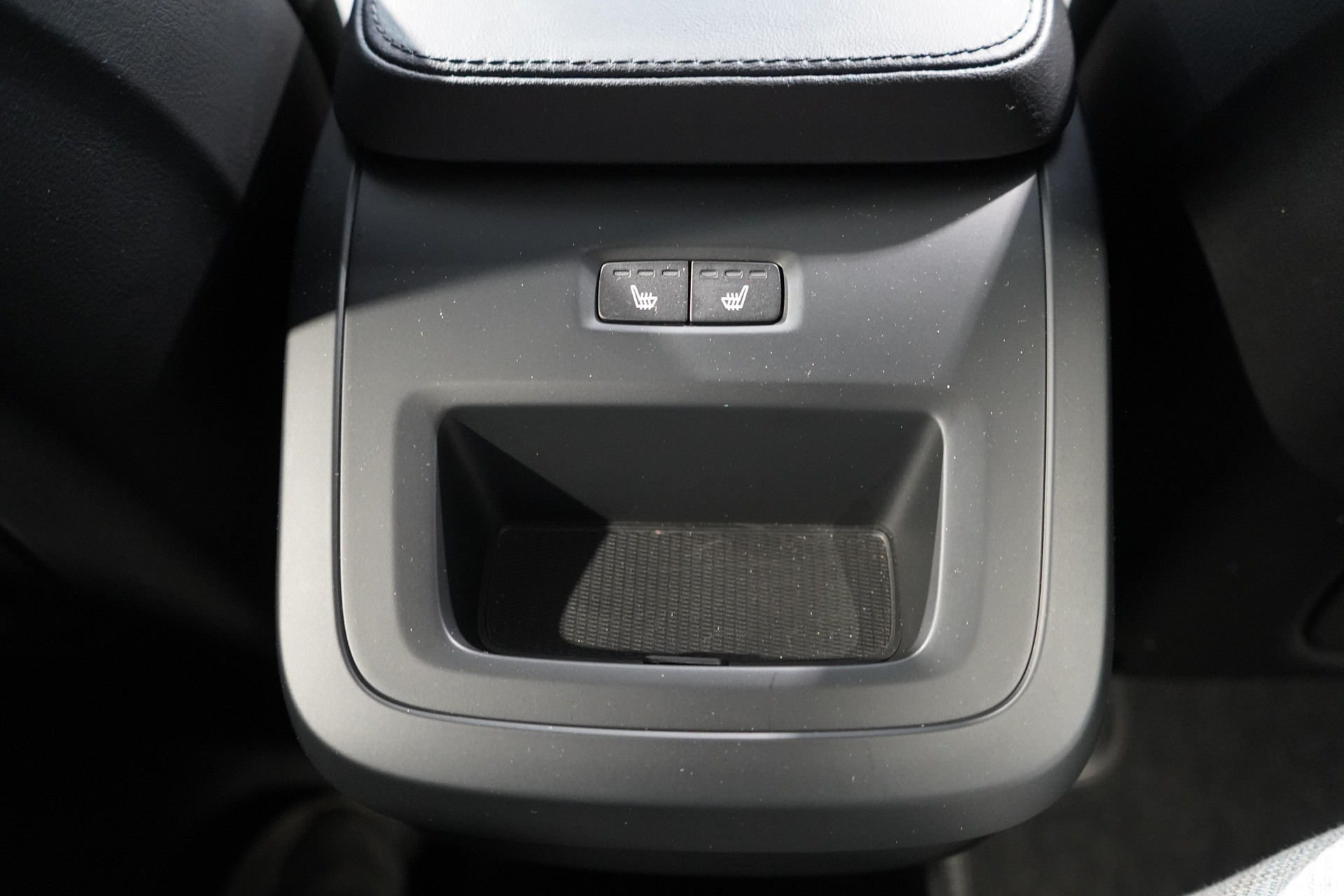 VOLVO XC90 2.0 B5 MH Plus Dark 7P. AWD-image-14