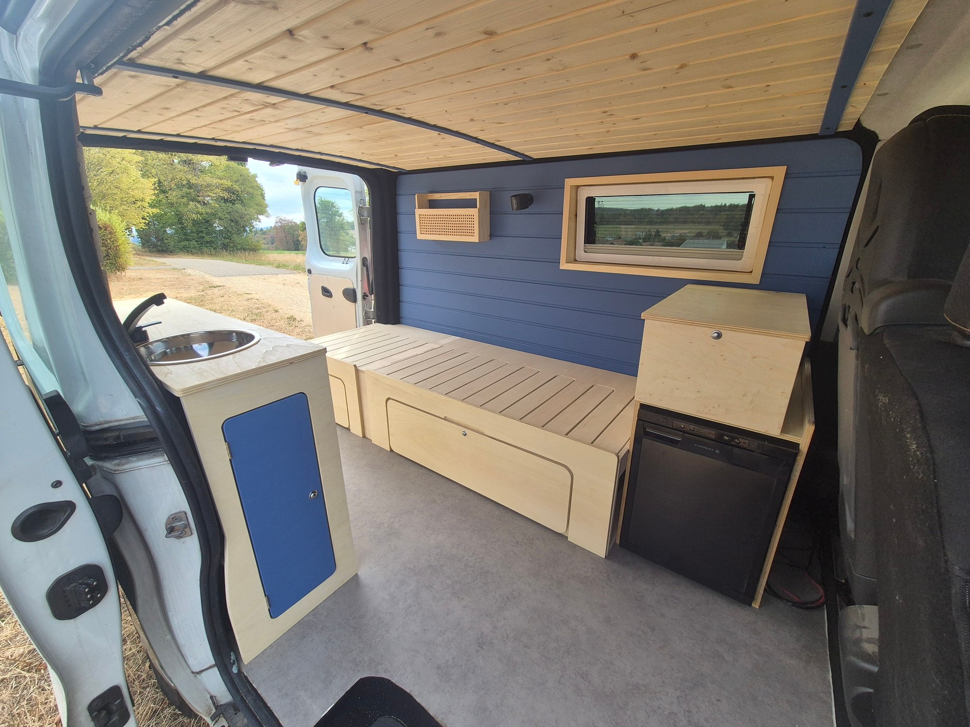 RENAULT Trafic Camper L1H1 Neue Ausbau