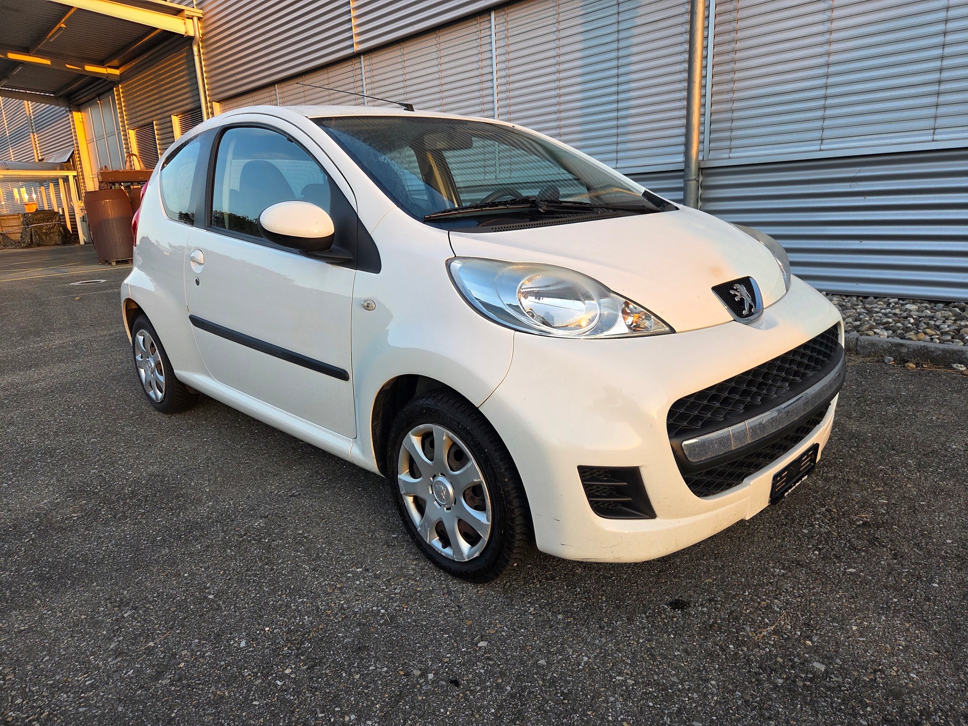 PEUGEOT 107 1.0 Urban