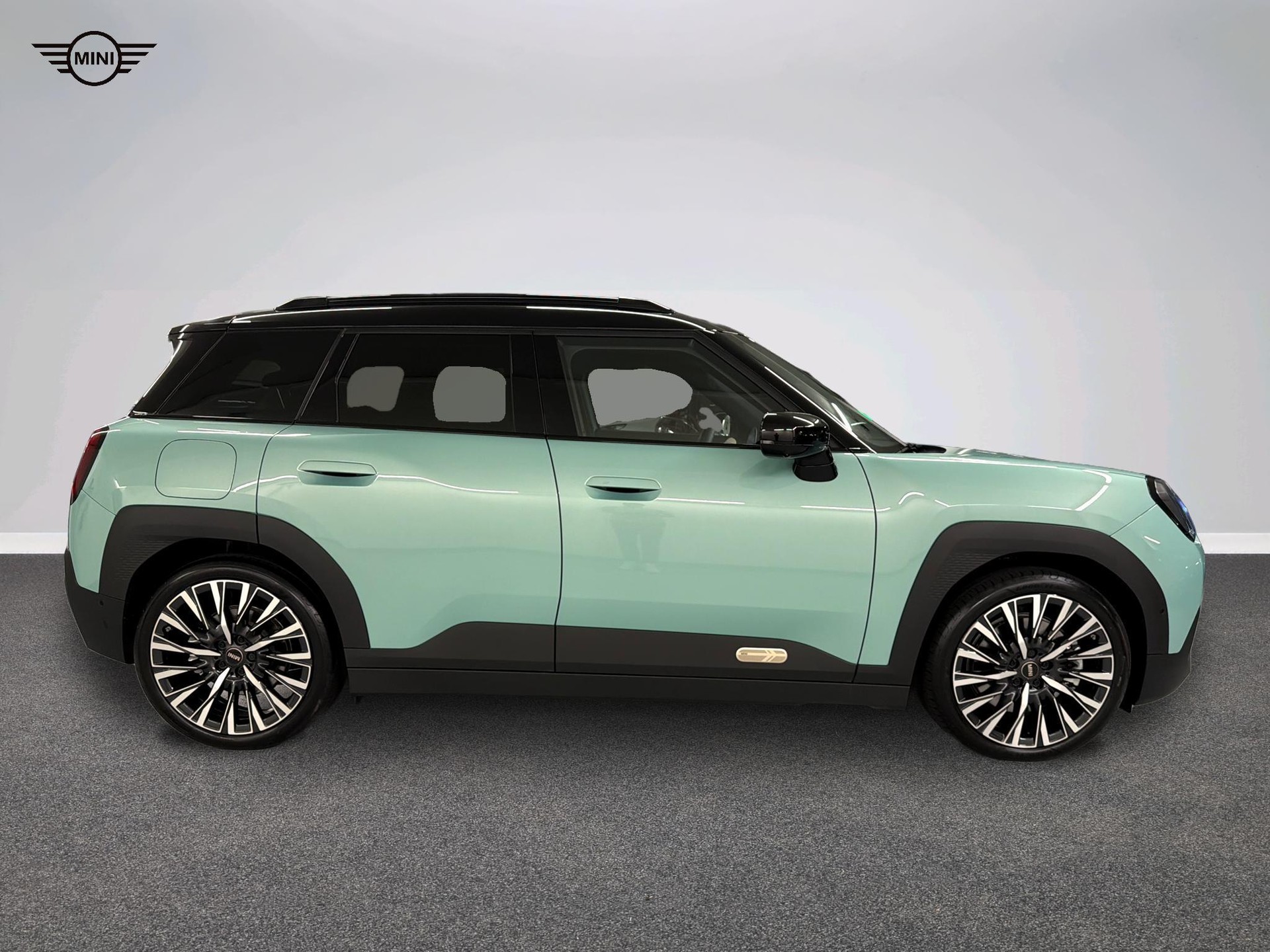 MINI Aceman SE-showroom-element-2