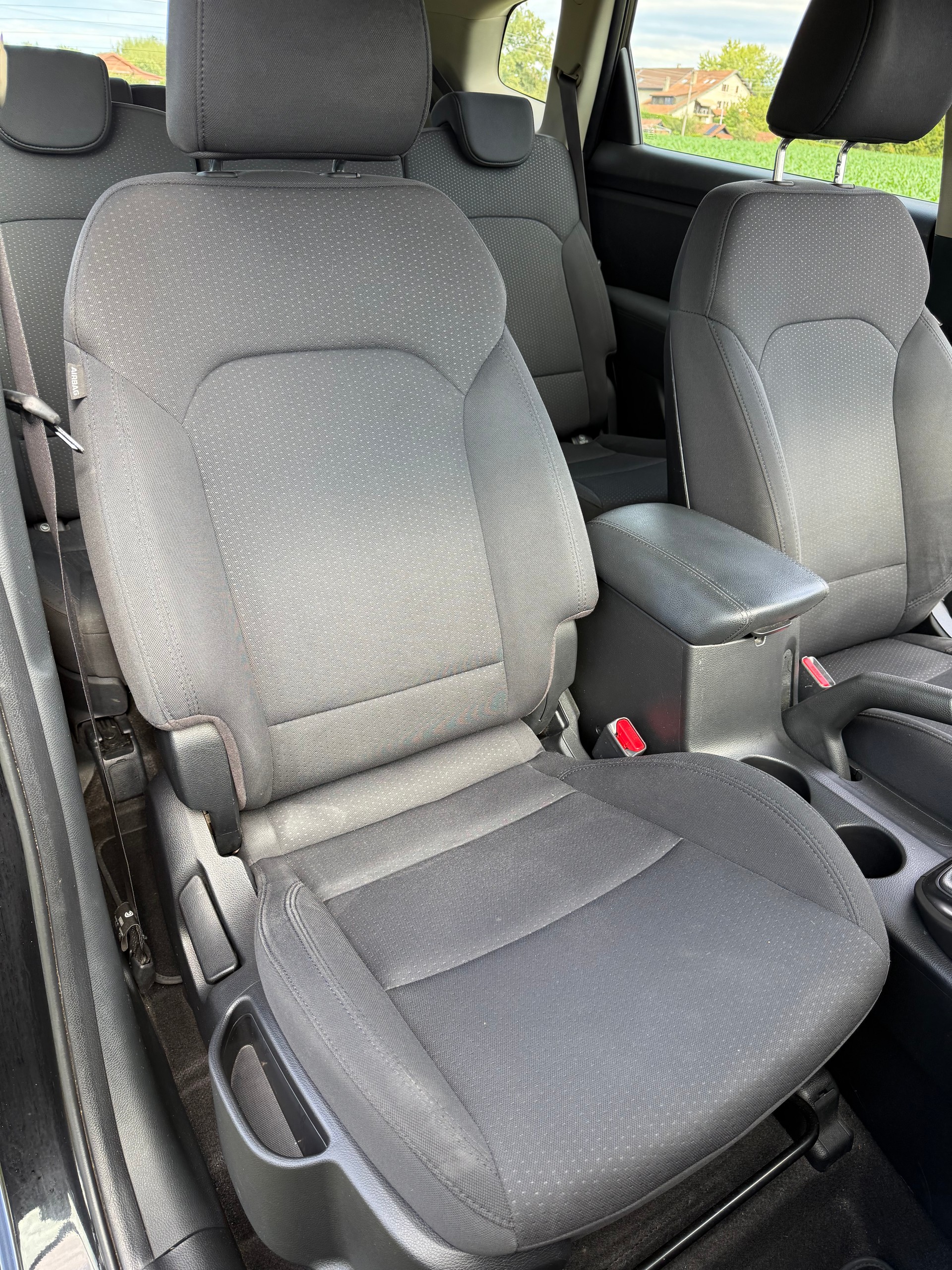 KIA Carens 1.6 GDI Dynamyc Edition 7 Place-image-12