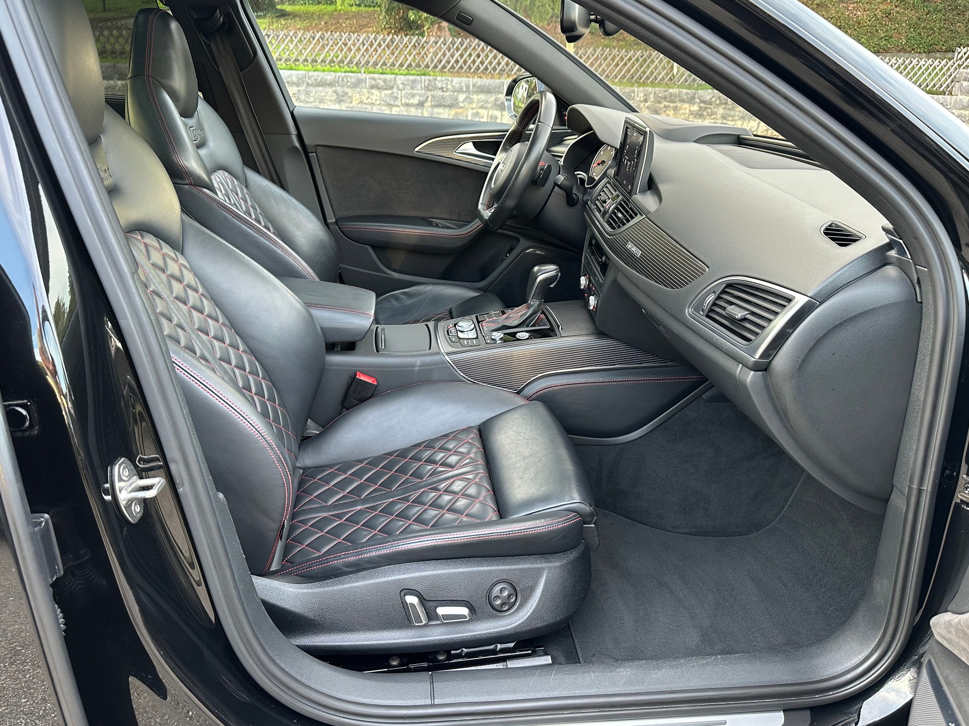 AUDI A6 Avant 3.0 BiTDI V6 qu. competition tiptronic-image-11