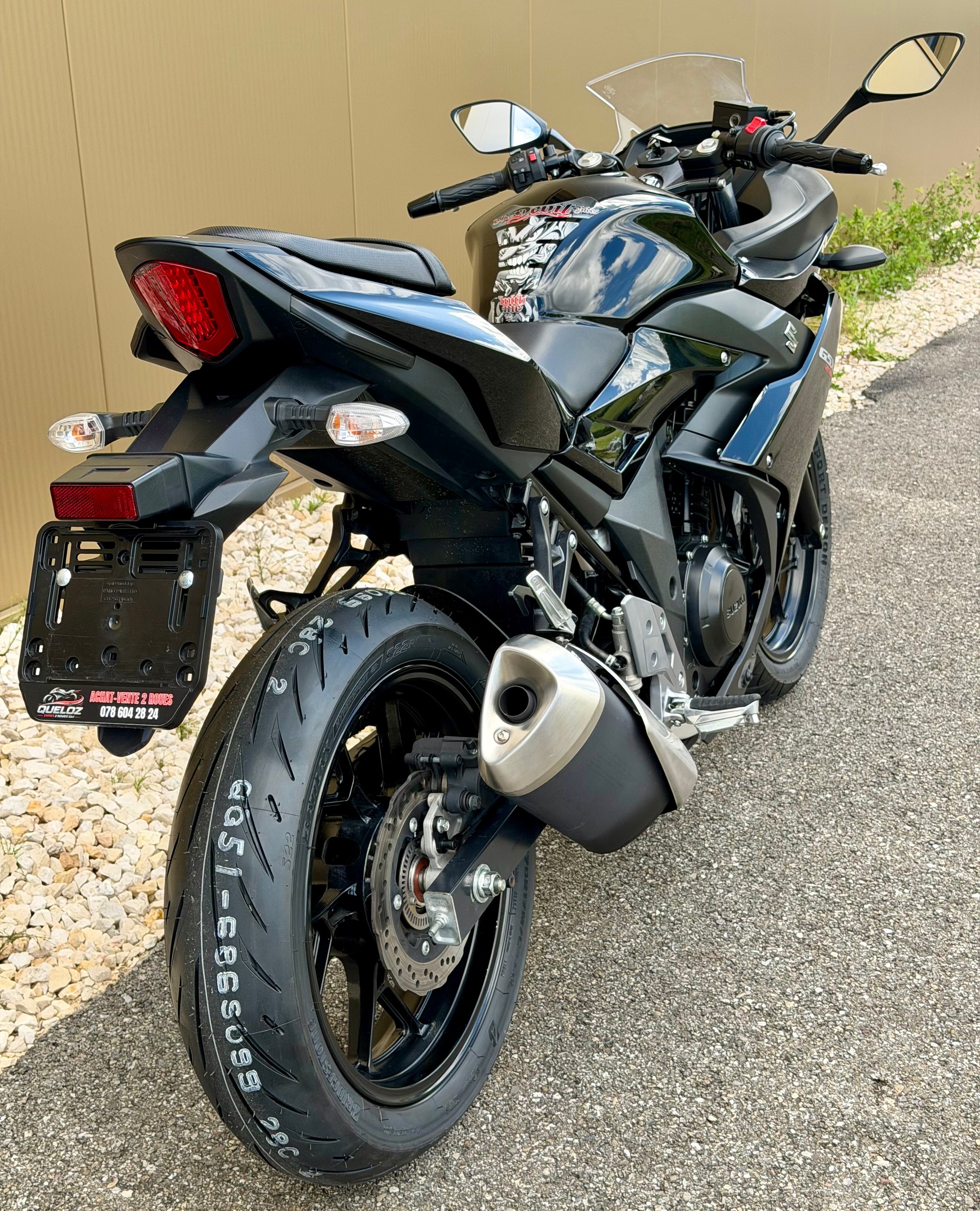 SUZUKI GSX-R 250 L7-image-5