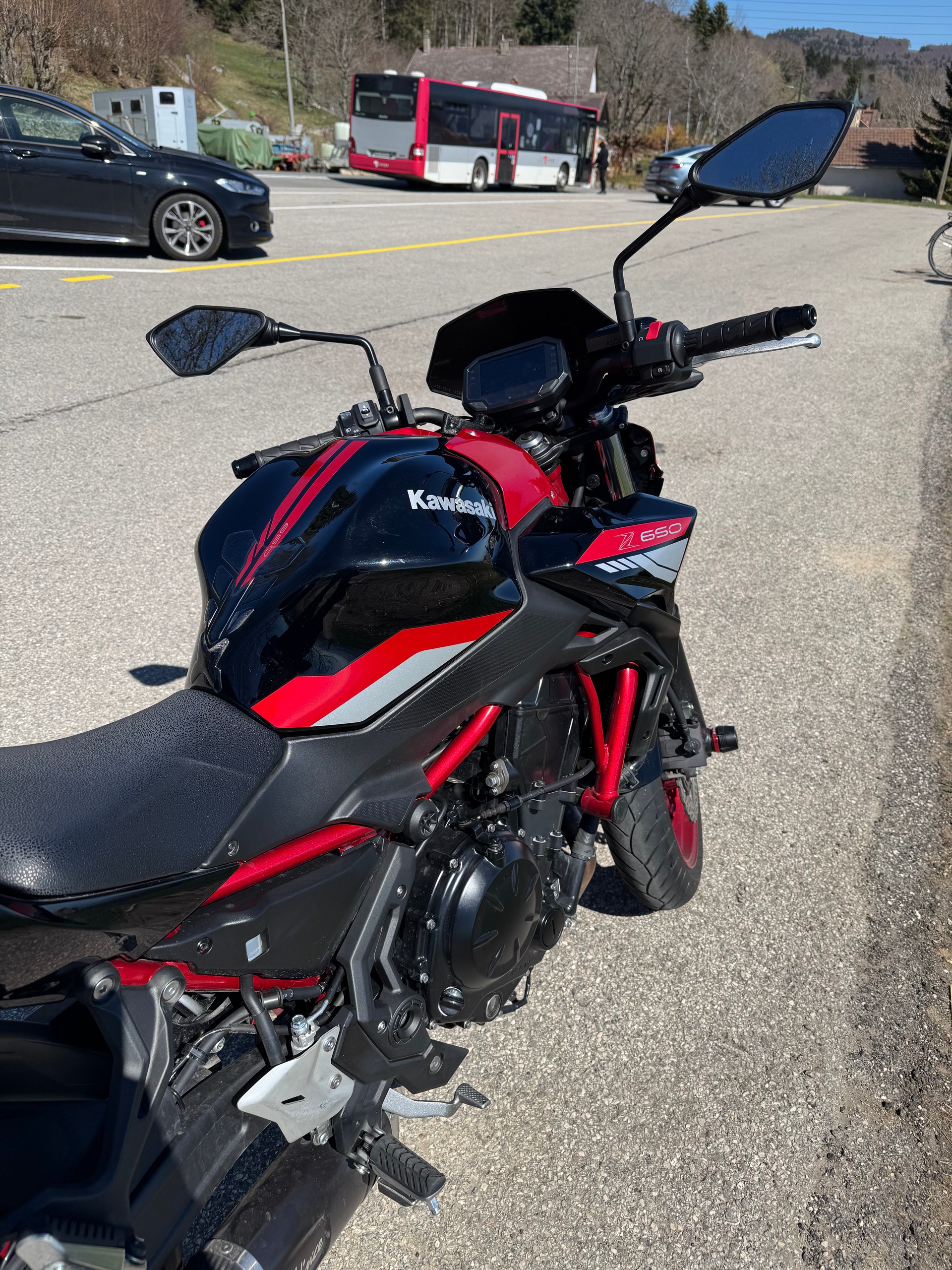 KAWASAKI Z 650-image-5