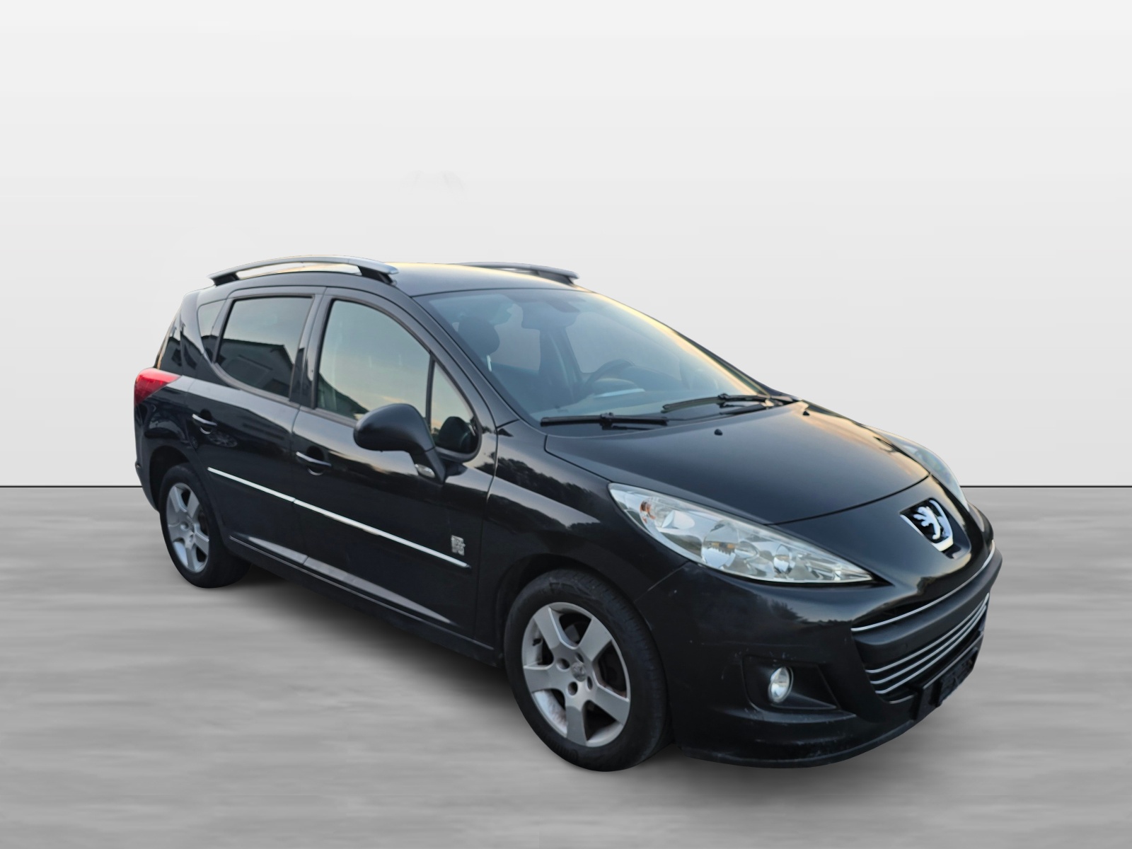 PEUGEOT 207 SW 1.6 16V Sport Automatic-showroom-element-1