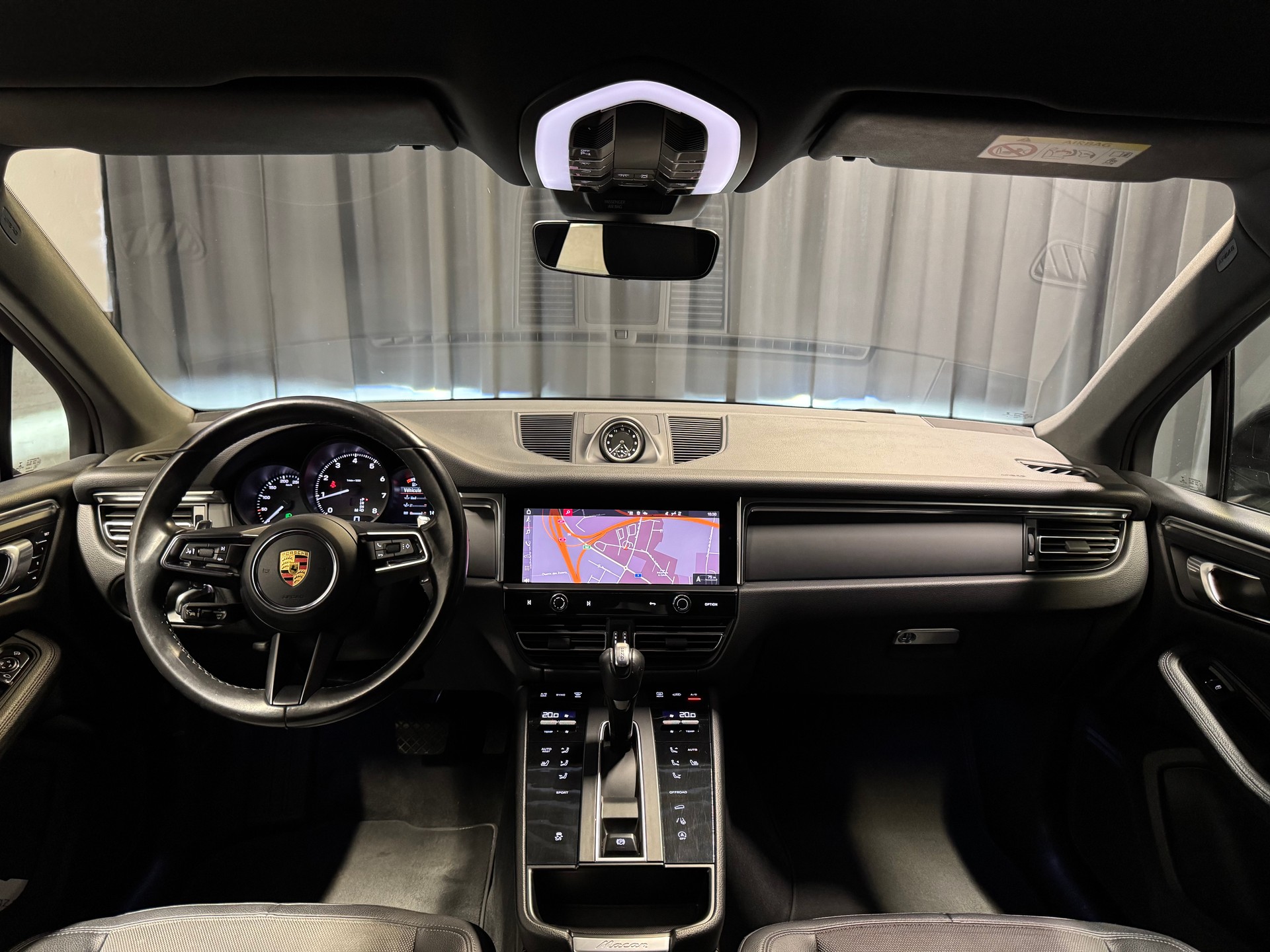 PORSCHE Macan PDK (31)-image-9