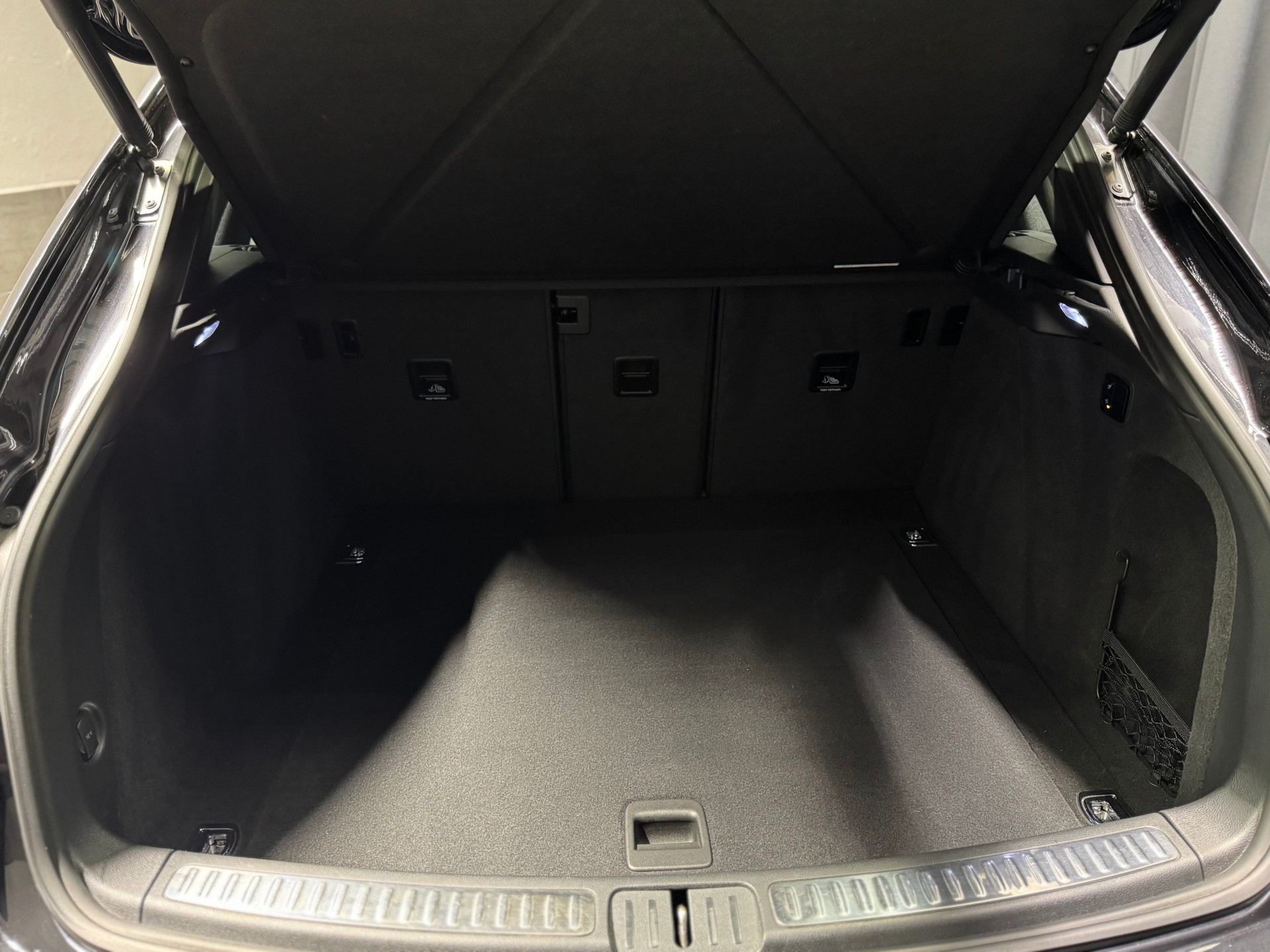 PORSCHE Macan PDK (31)-image-23