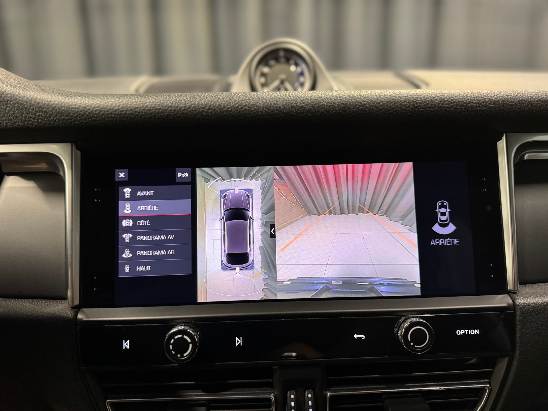PORSCHE Macan PDK (31)-image-14