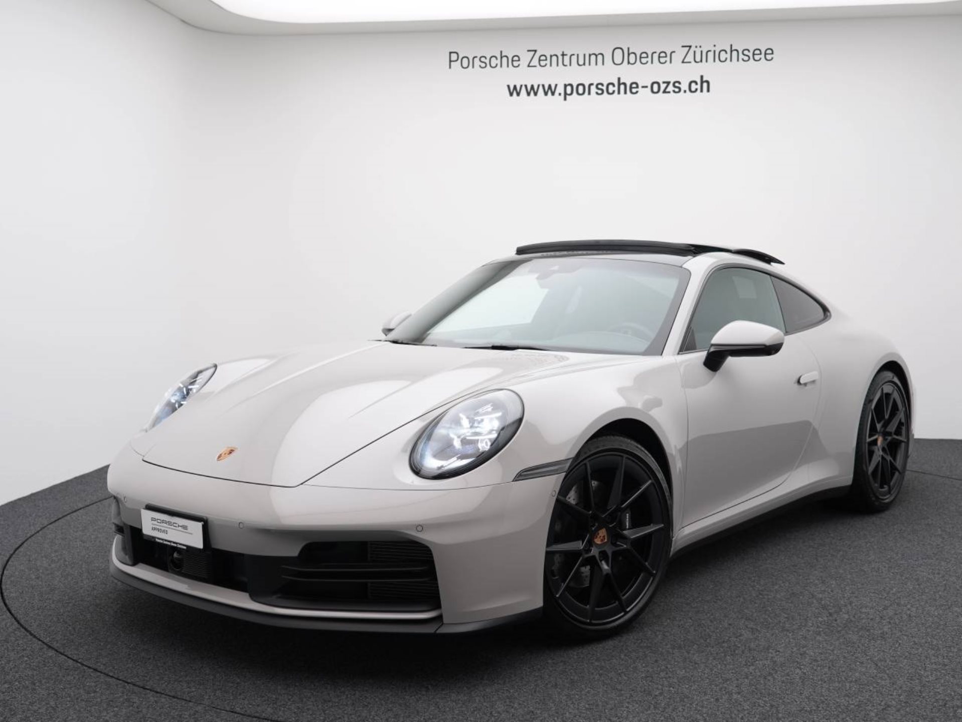 PORSCHE 911 Carrera