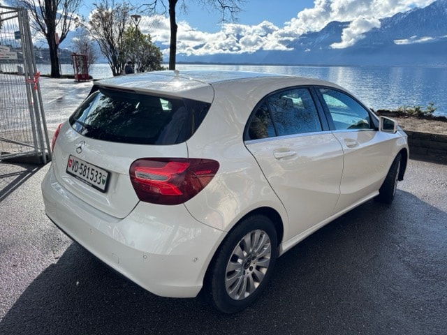 MERCEDES-BENZ A 180 Style-image-2