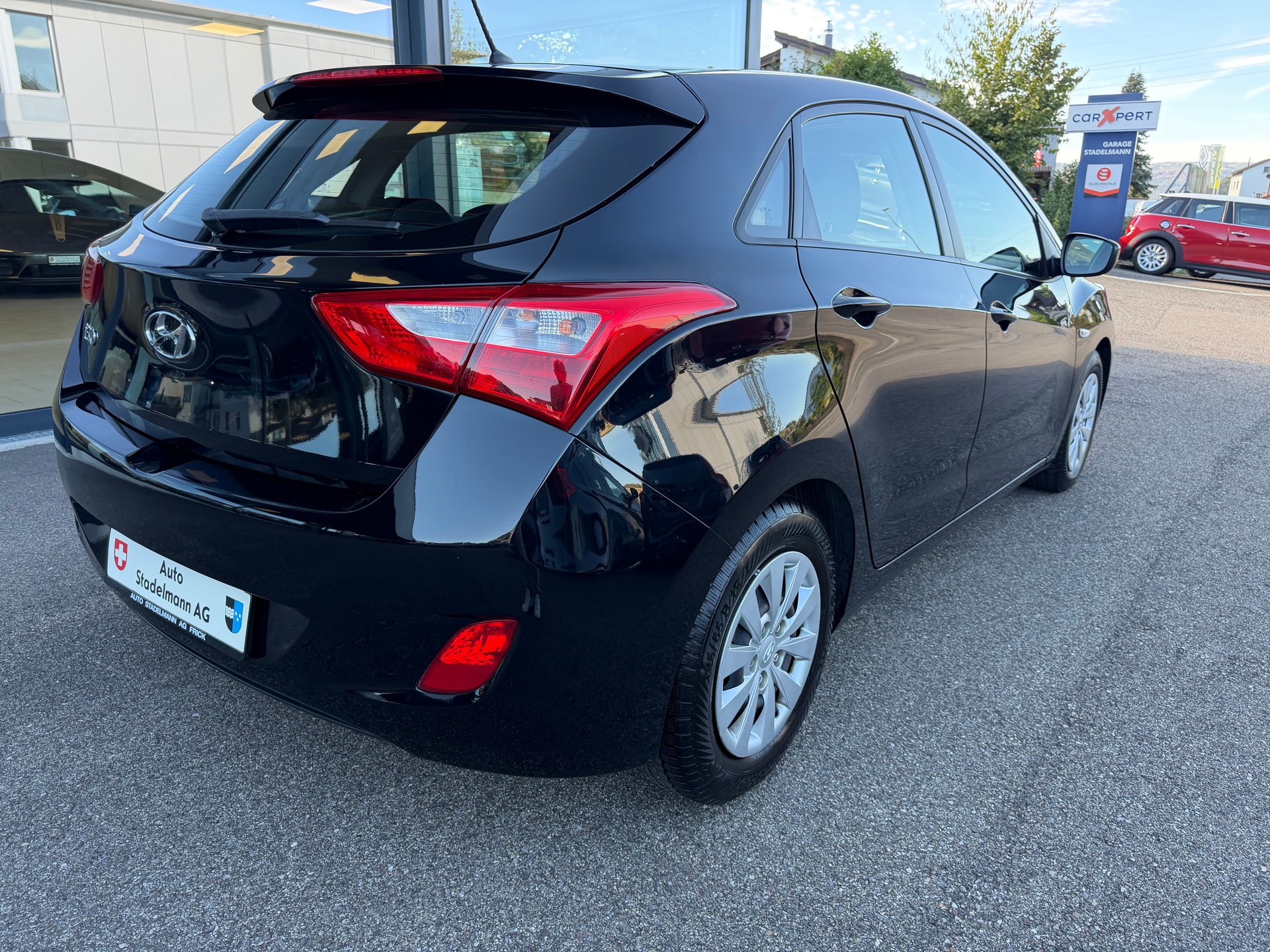 HYUNDAI i30 1.4 Pica-showroom-element-3