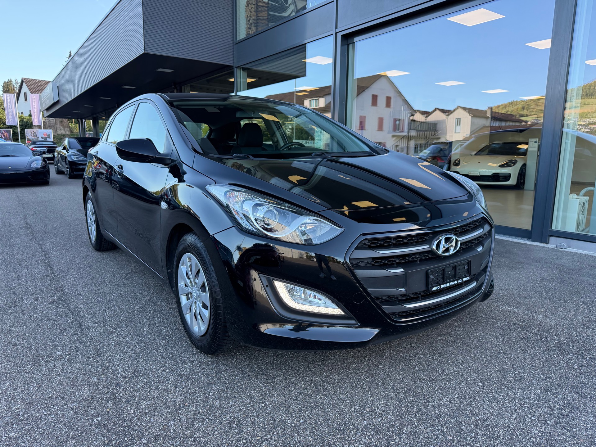 HYUNDAI i30 1.4 Pica