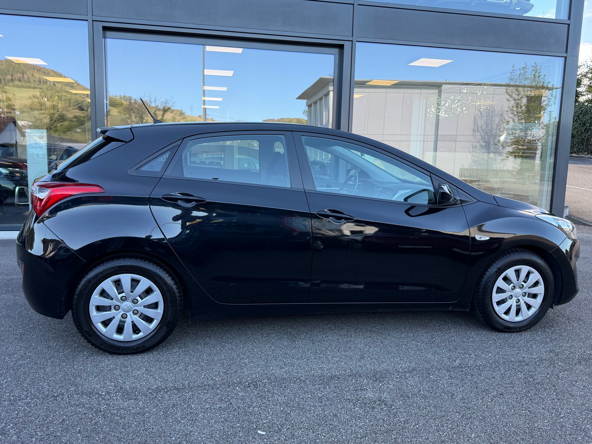 HYUNDAI i30 1.4 Pica-showroom-element-1