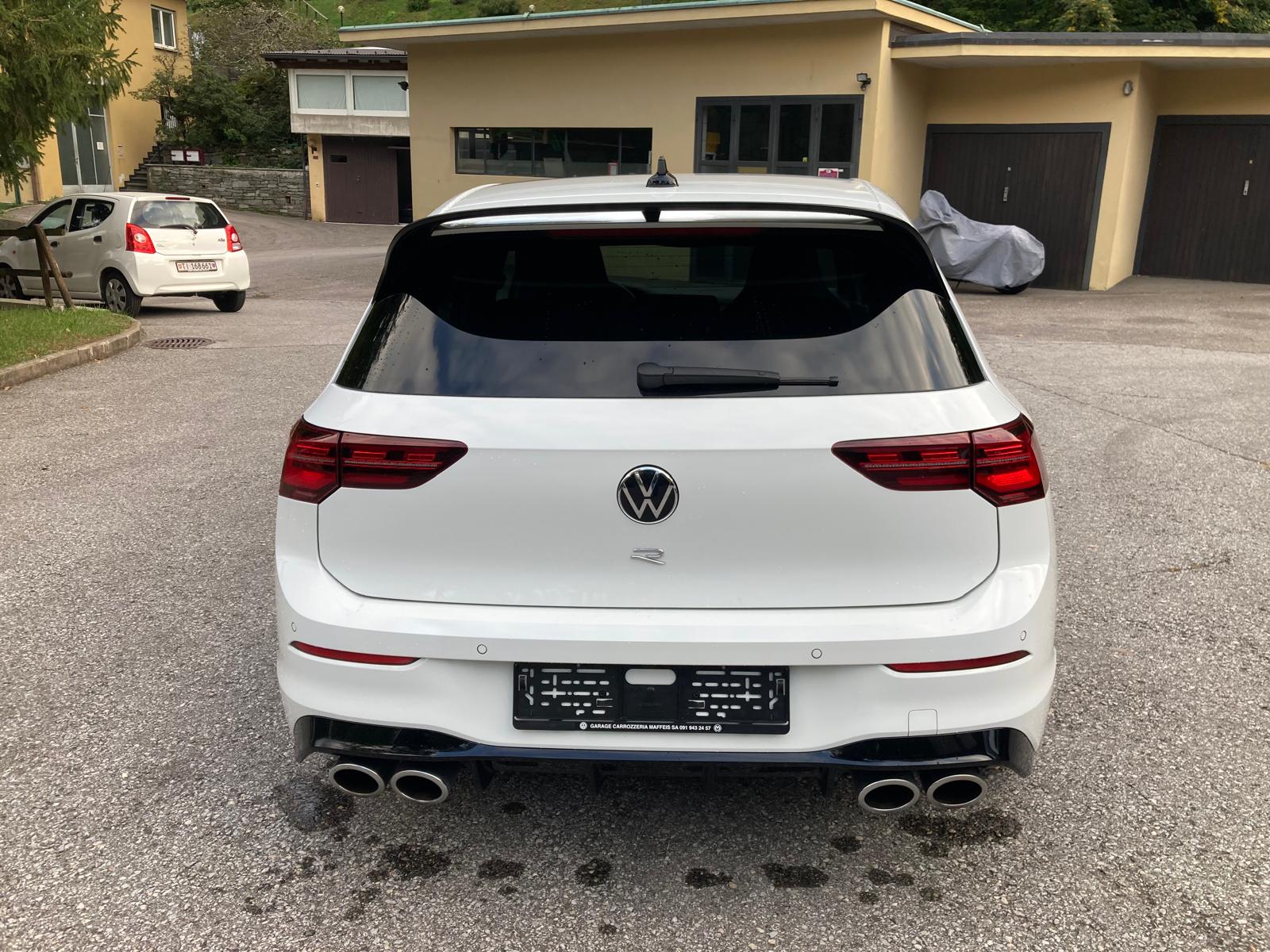 VW Golf 2.0 TSI R DSG 4Motion-image-5