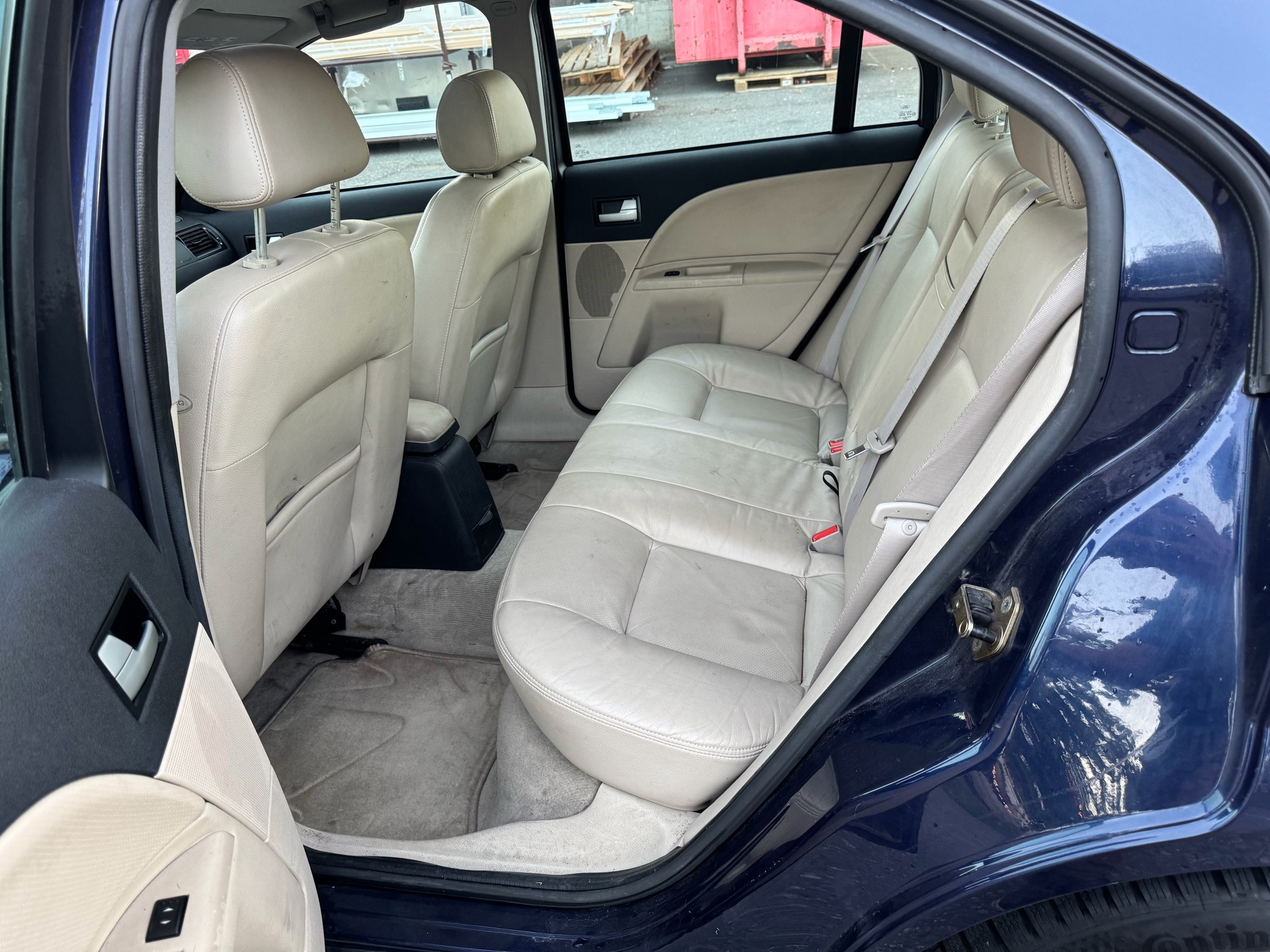 FORD Mondeo 2.0i 16V Ghia-image-15