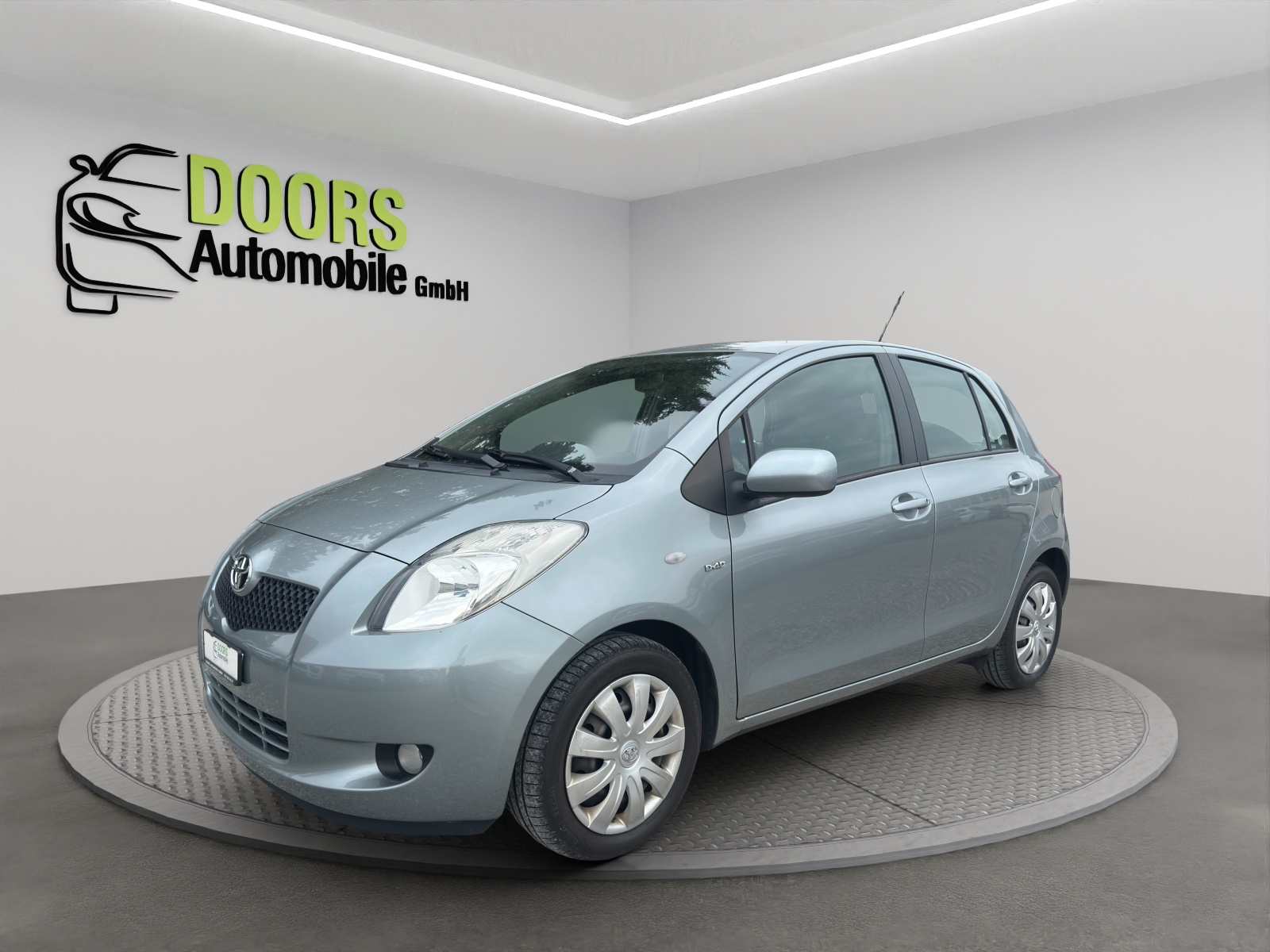 TOYOTA Yaris 1.4 D-4D Linea Sol-showroom-element-2