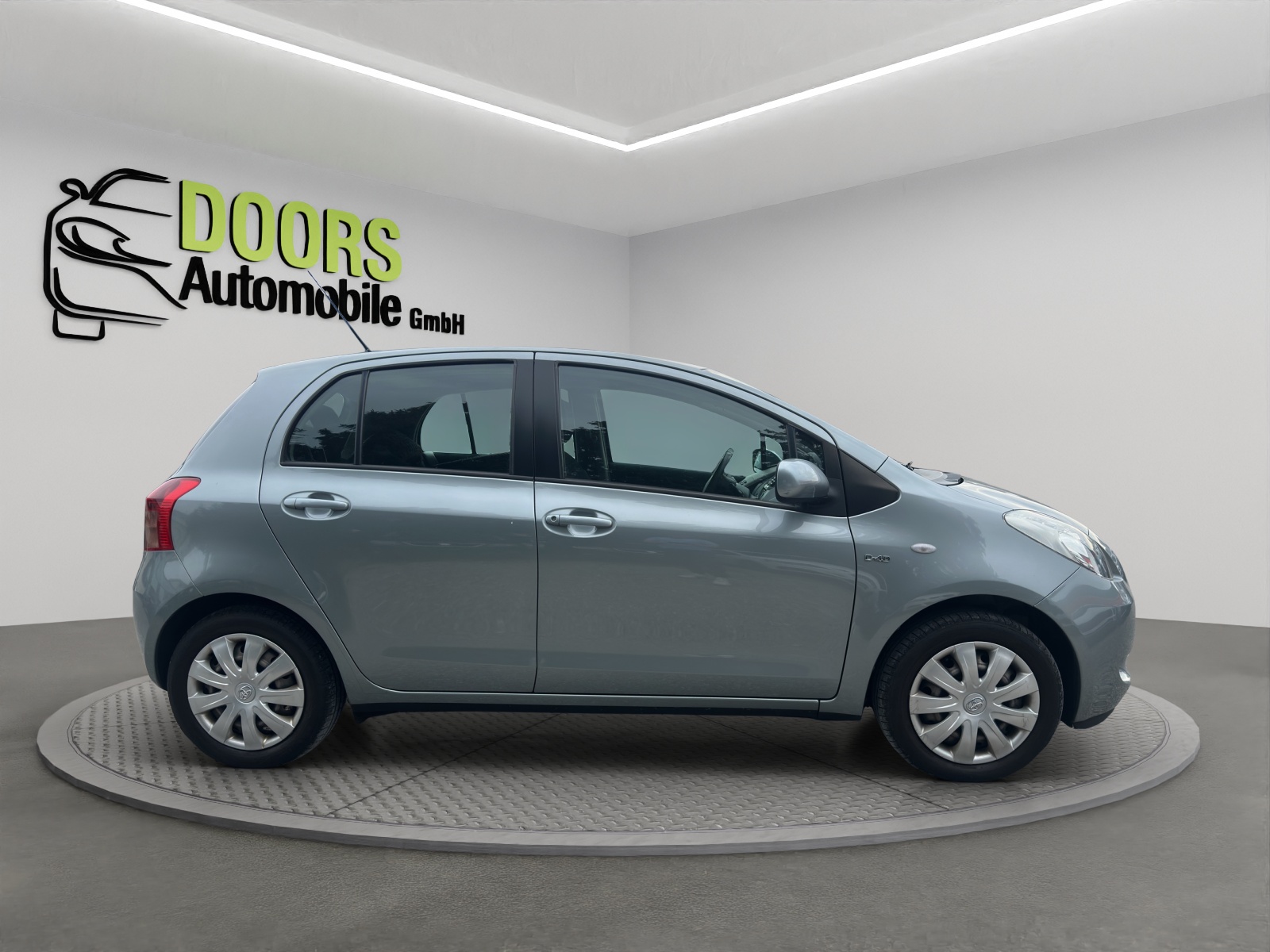 TOYOTA Yaris 1.4 D-4D Linea Sol-image-7