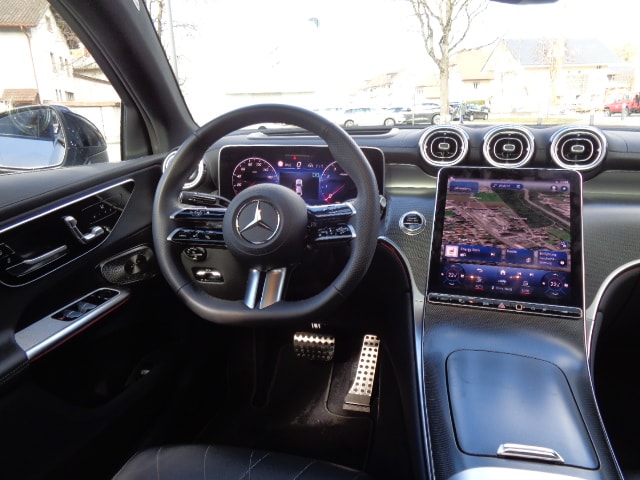 MERCEDES-BENZ GLC Coupé 200 4Matic-image-4