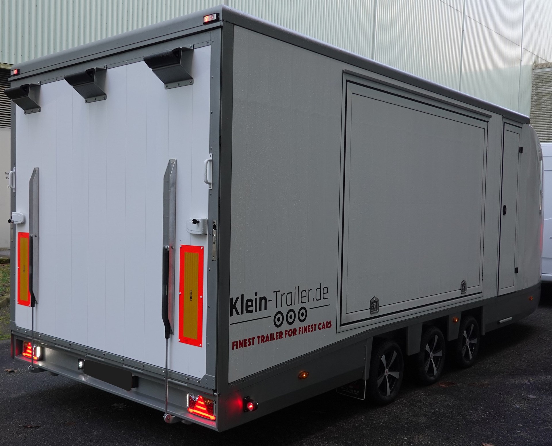 REYCAR - KLEIN TRAILER - GESCHLOSSEN-image-2