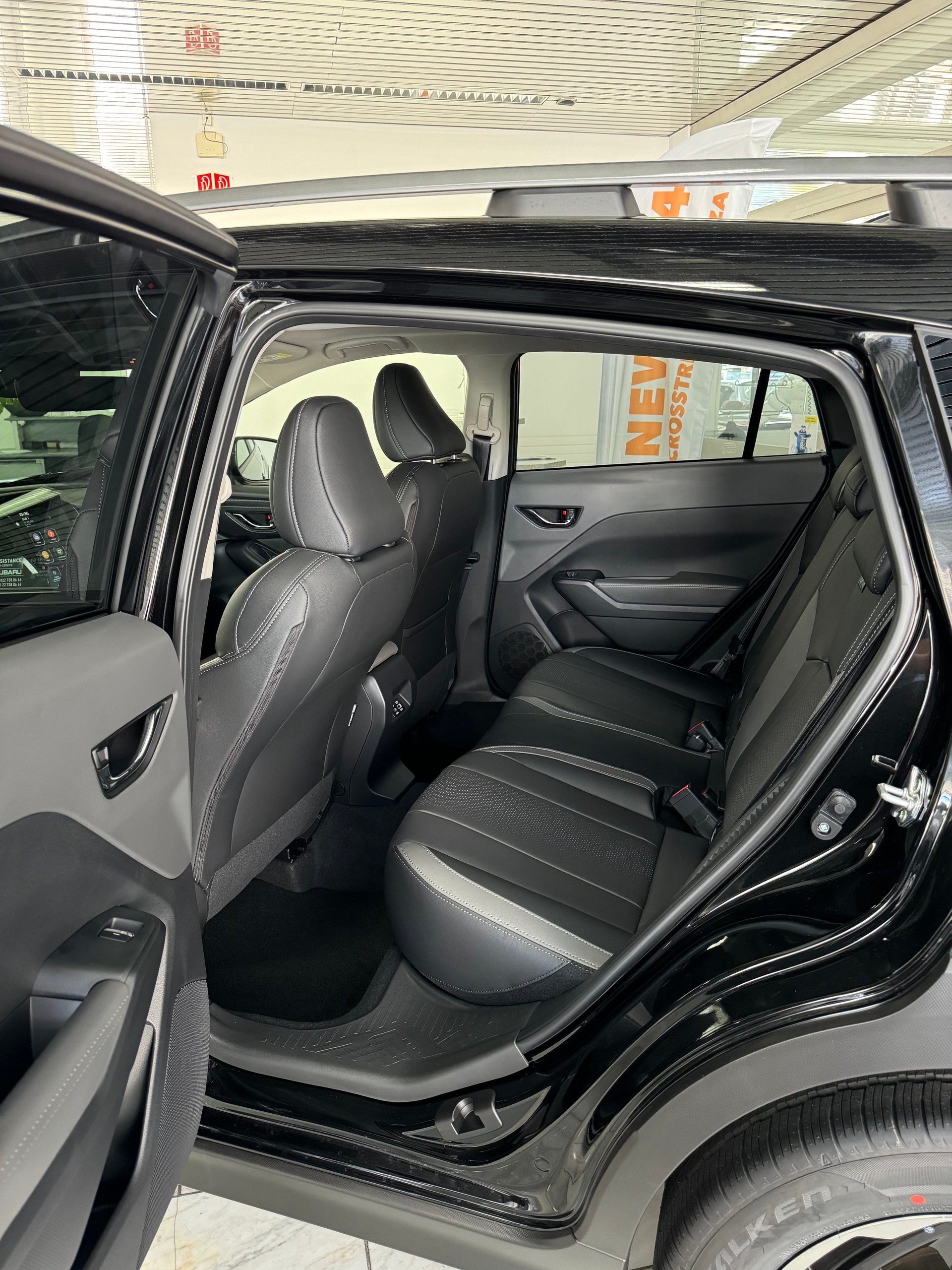 SUBARU Crosstrek 2.0 e-Boxer Luxury AWD Lineartronic-image-6