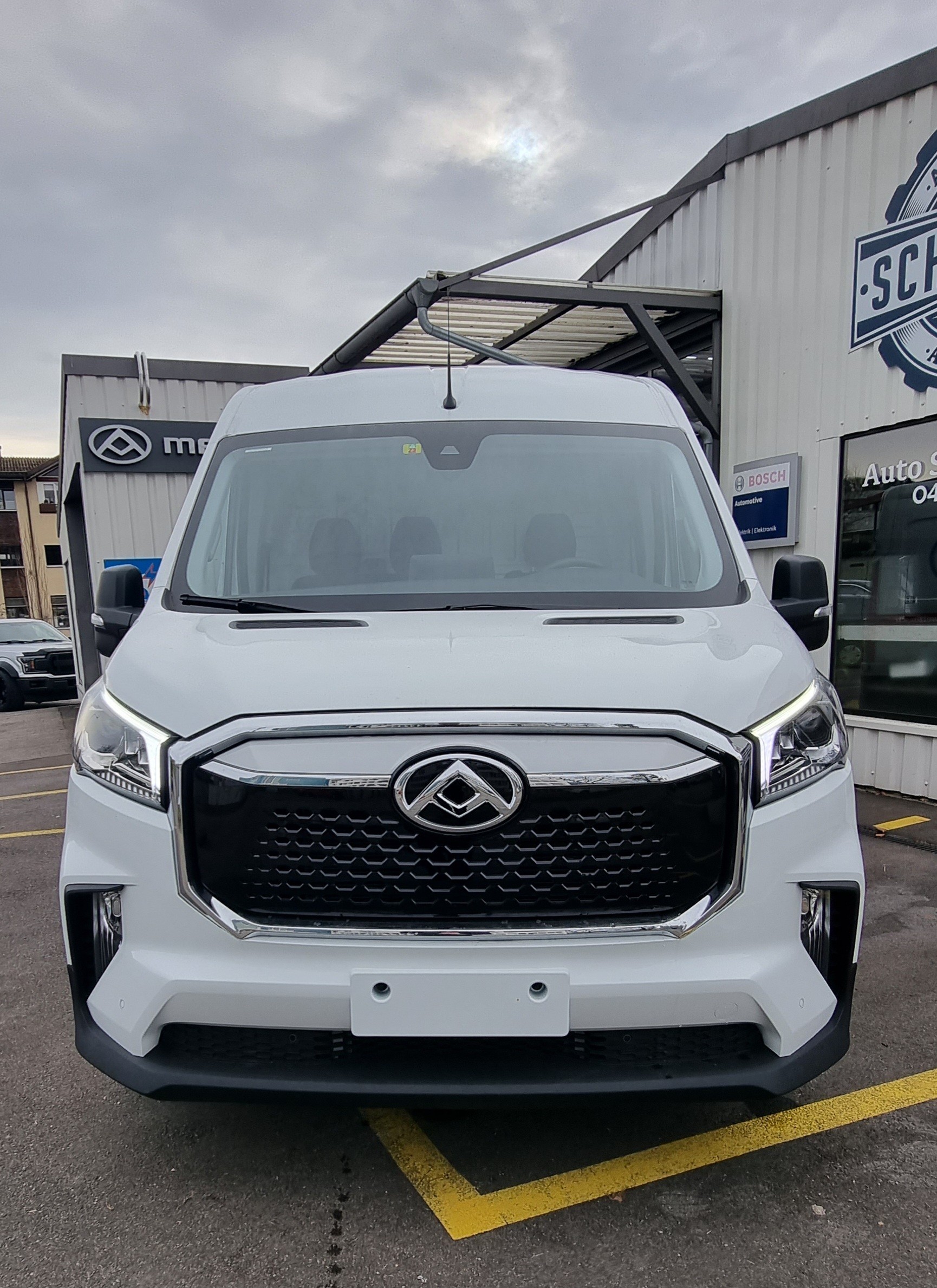 MAXUS eDeliver 9 L3H2 88.5kWh-image-2