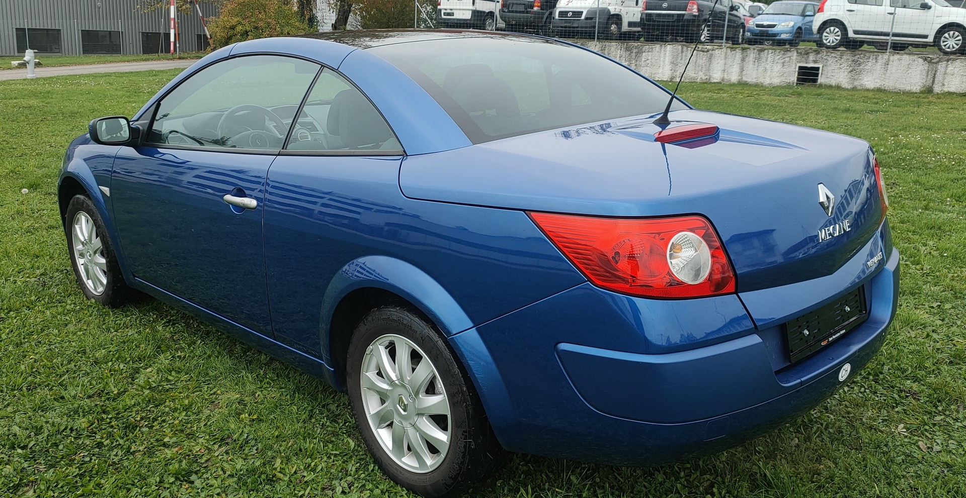 RENAULT Mégane C-C 1.6 16V Dynamique Confort-image-7