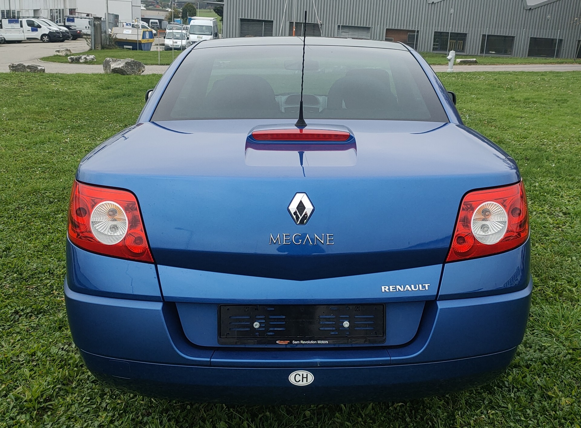 RENAULT Mégane C-C 1.6 16V Dynamique Confort-image-6