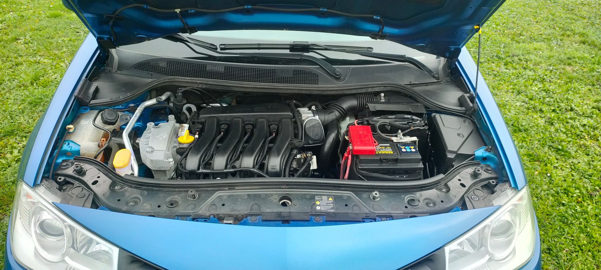 RENAULT Mégane C-C 1.6 16V Dynamique Confort-image-8