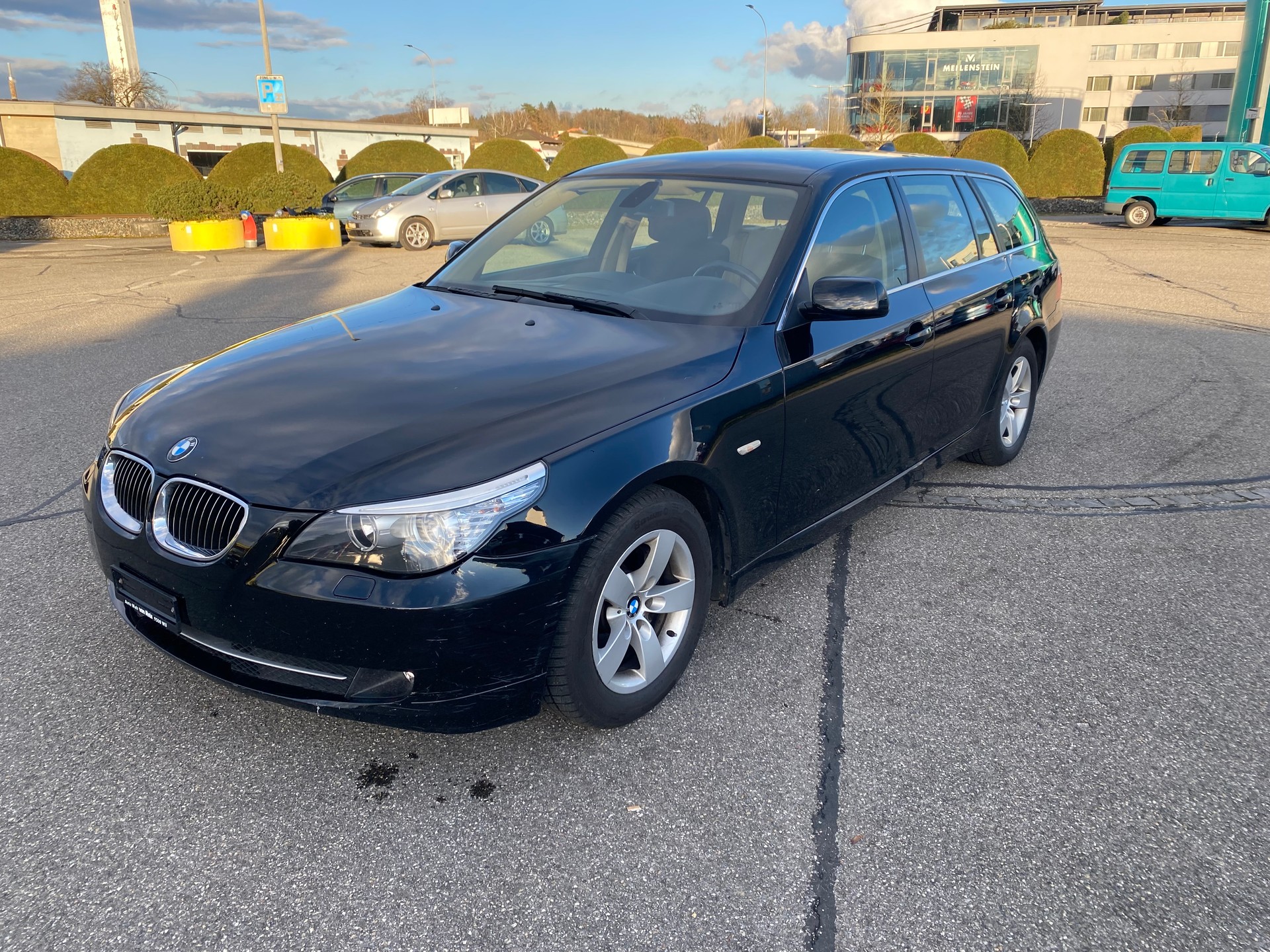 BMW 523i Touring Steptronic-image-2