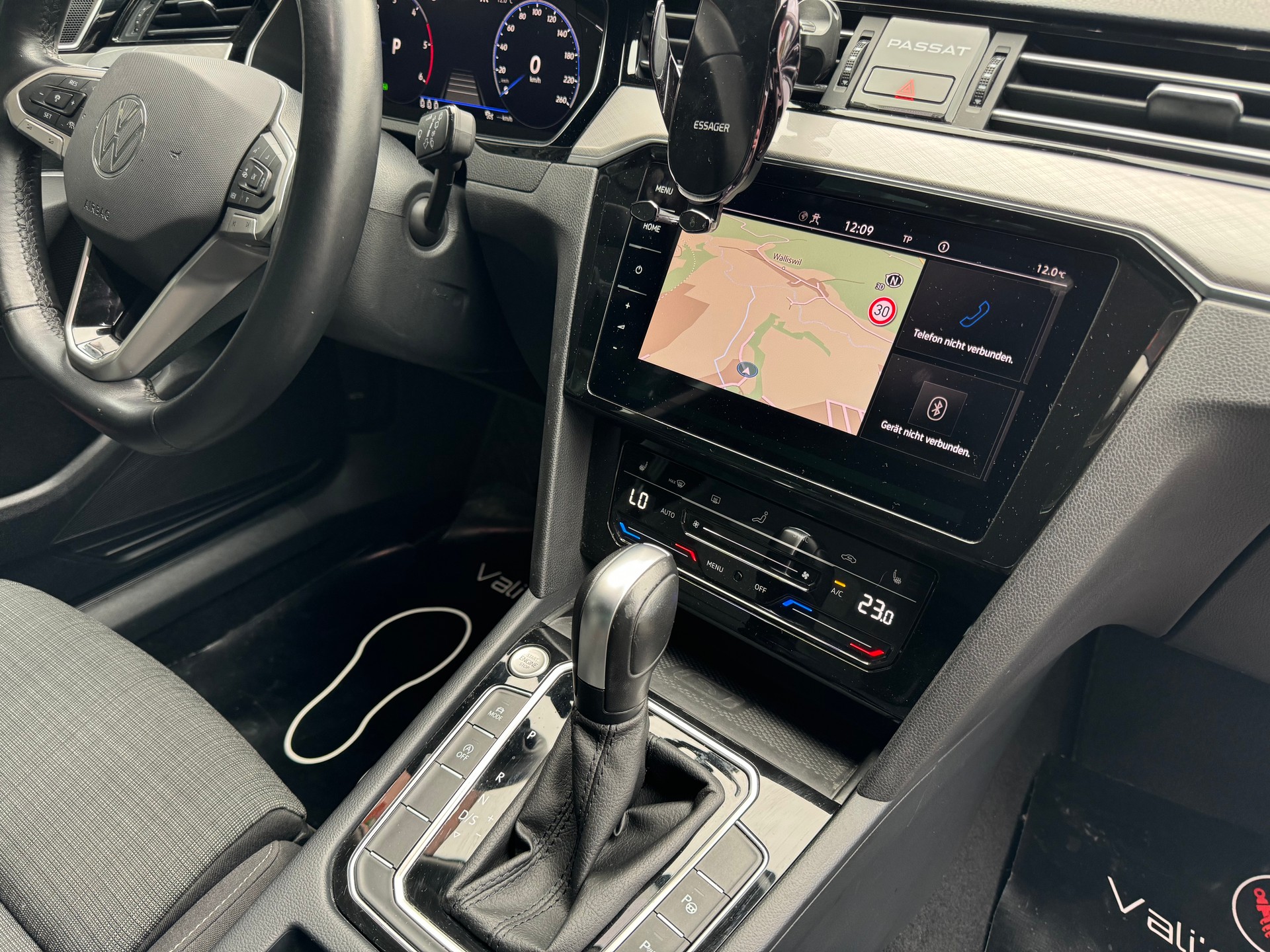 VW Passat 2.0 TDI BMT Elegance DSG-image-10