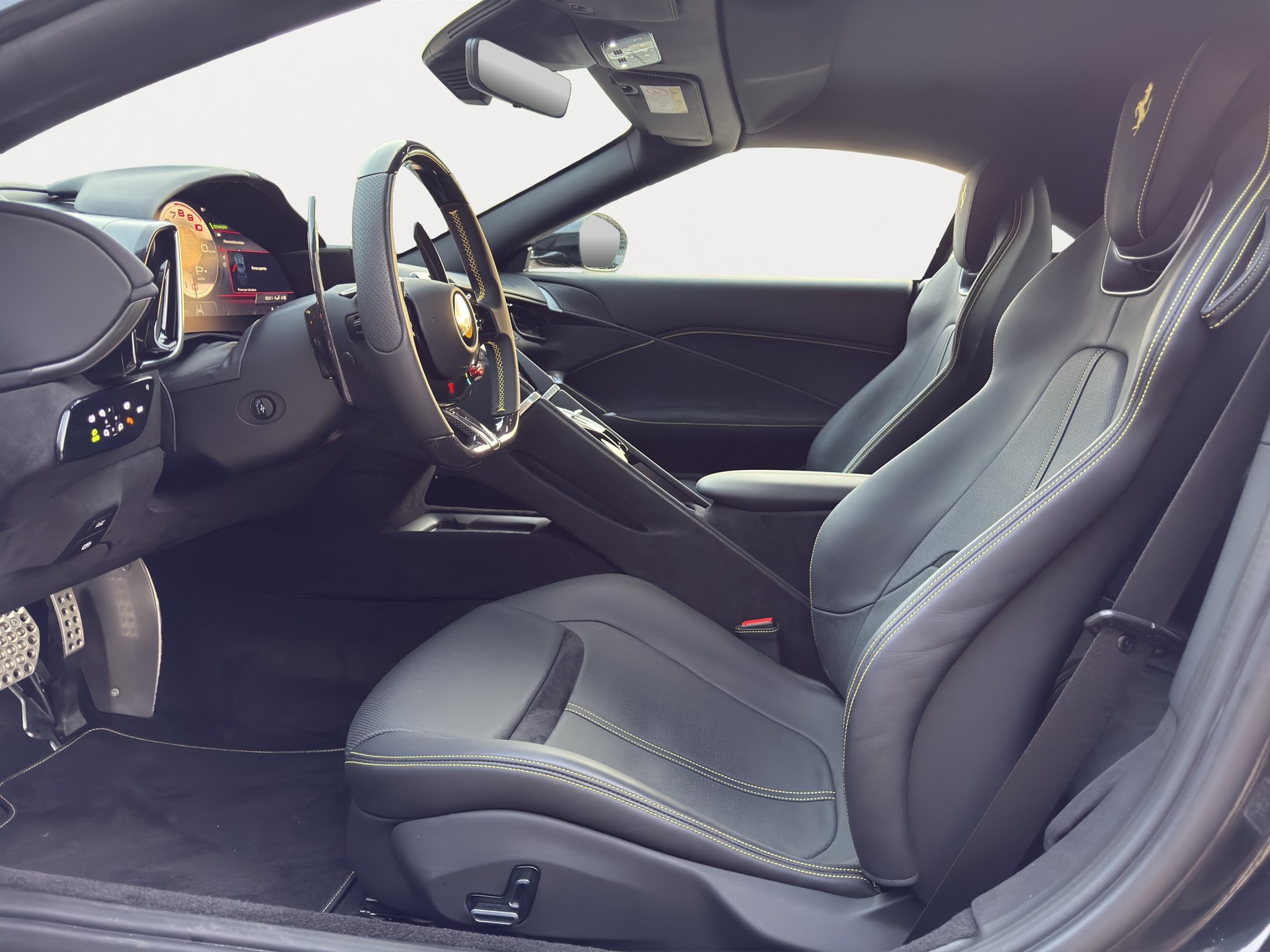 FERRARI Roma Spider-image-6